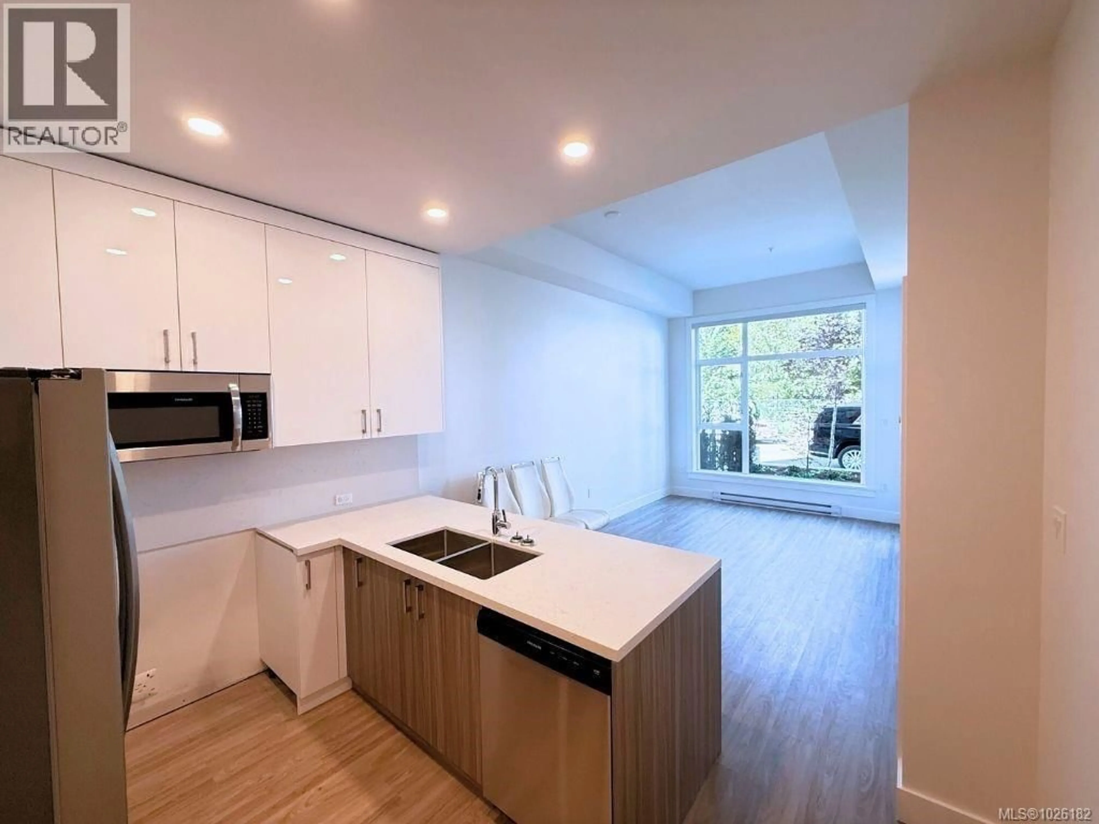 Open concept kitchen, unknown for 106 - 6320 SENTINAL DRIVE, Nanaimo British Columbia V9V1W4