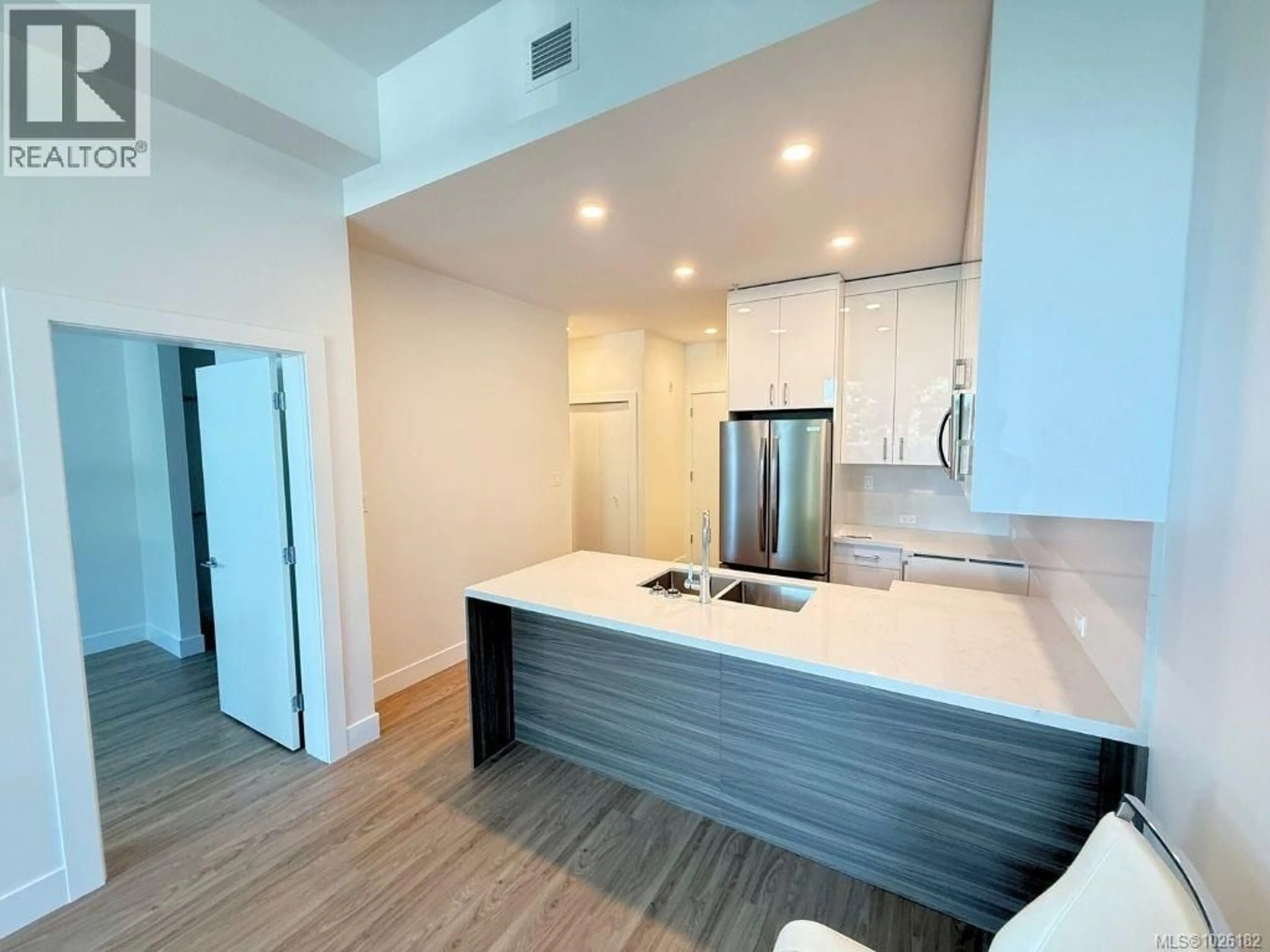 Open concept kitchen, unknown for 106 - 6320 SENTINAL DRIVE, Nanaimo British Columbia V9V1W4