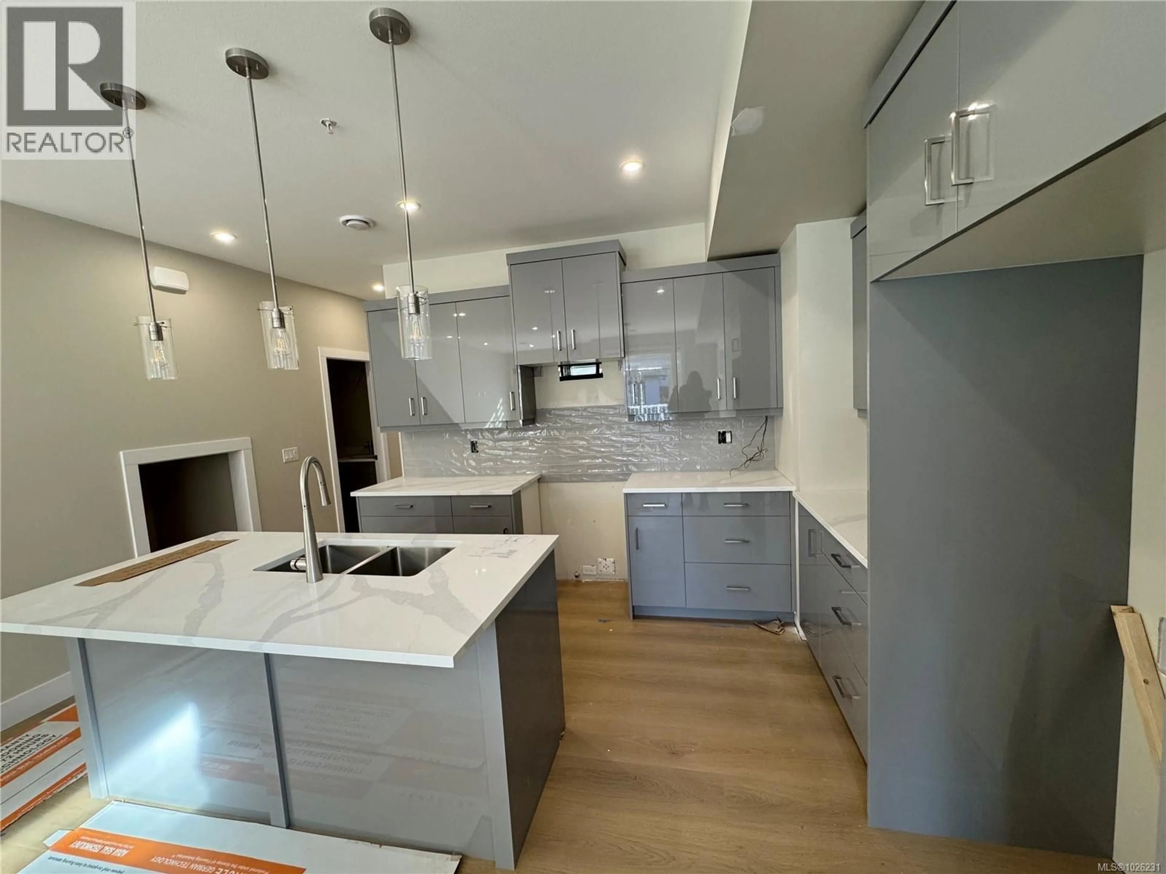 Open concept kitchen, unknown for 13 LEAM ROAD, Nanaimo British Columbia V9T3N7