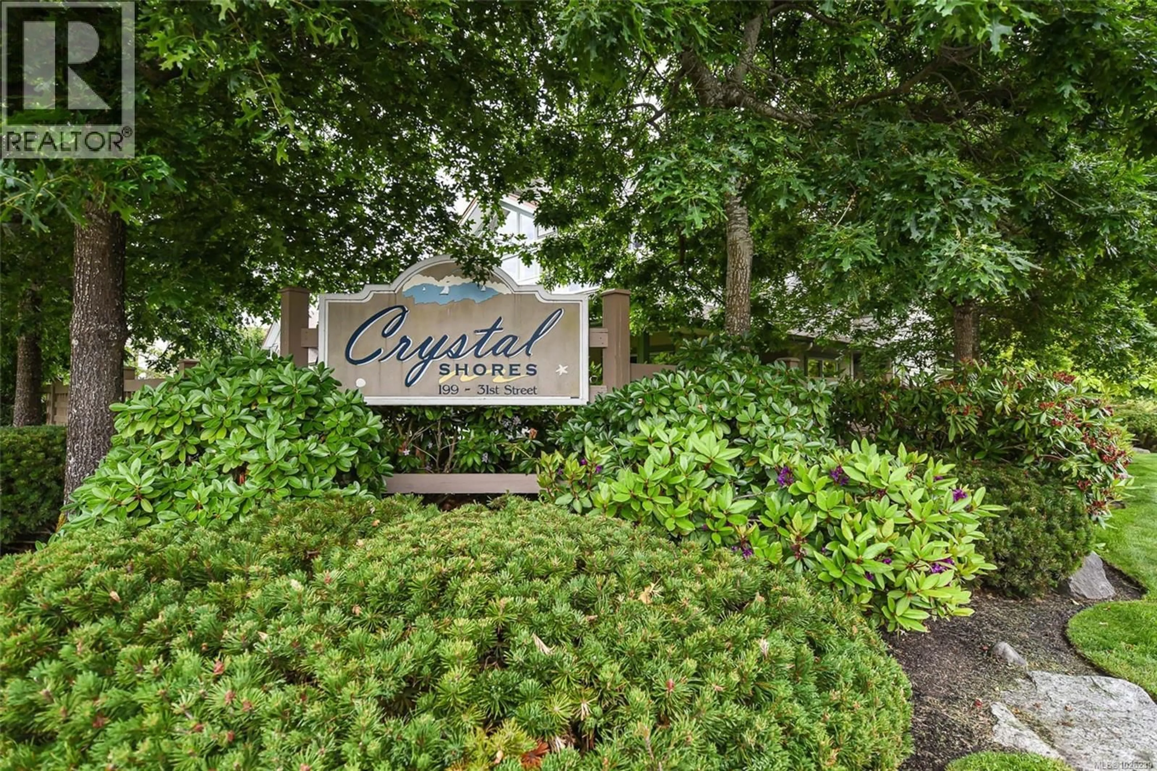 Indoor foyer for 102 - 199 31ST STREET, Courtenay British Columbia V9N8X1