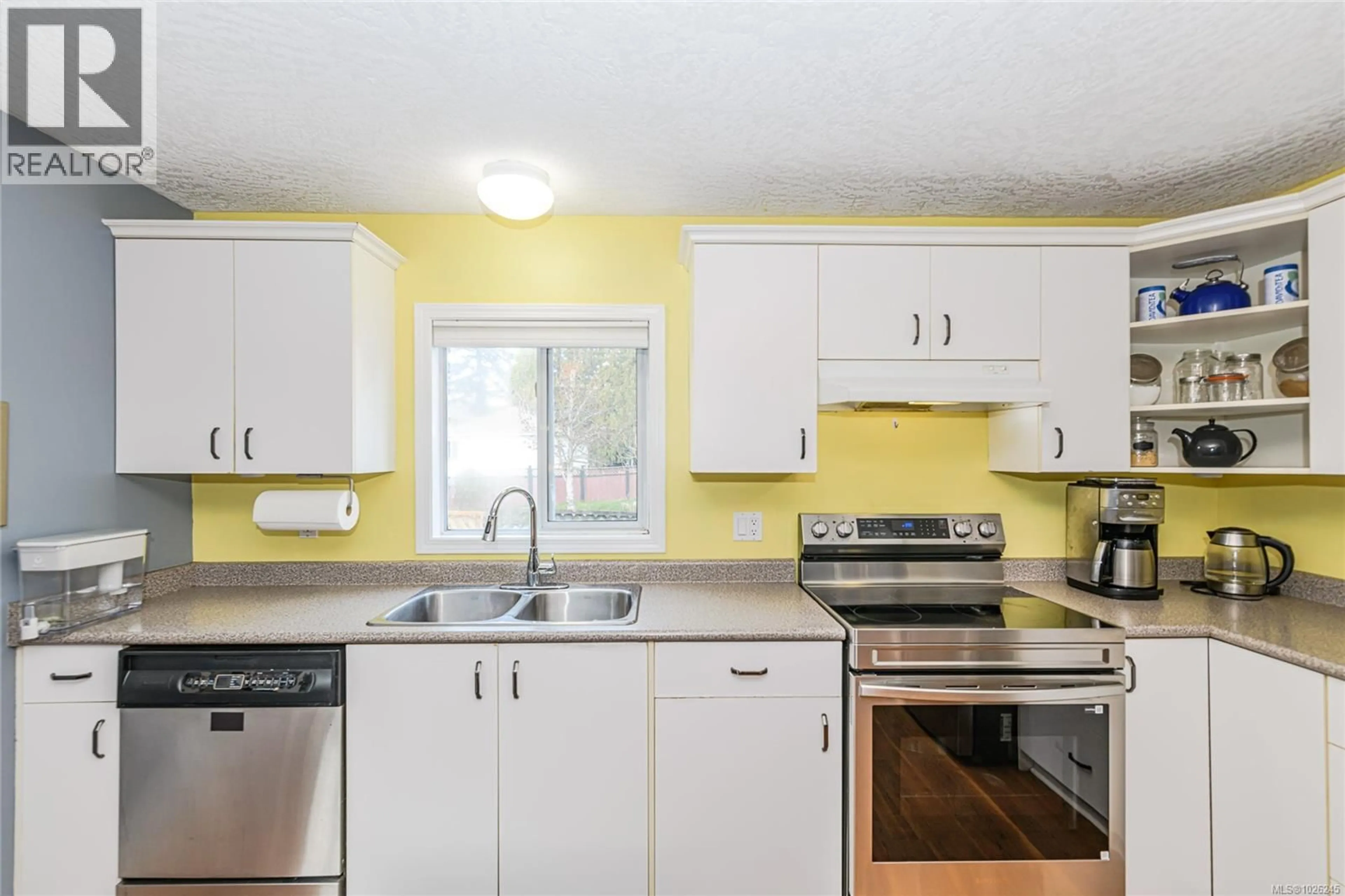 Standard kitchen, unknown for 691 CHARMAR CRESCENT, Langford British Columbia V9B5W2