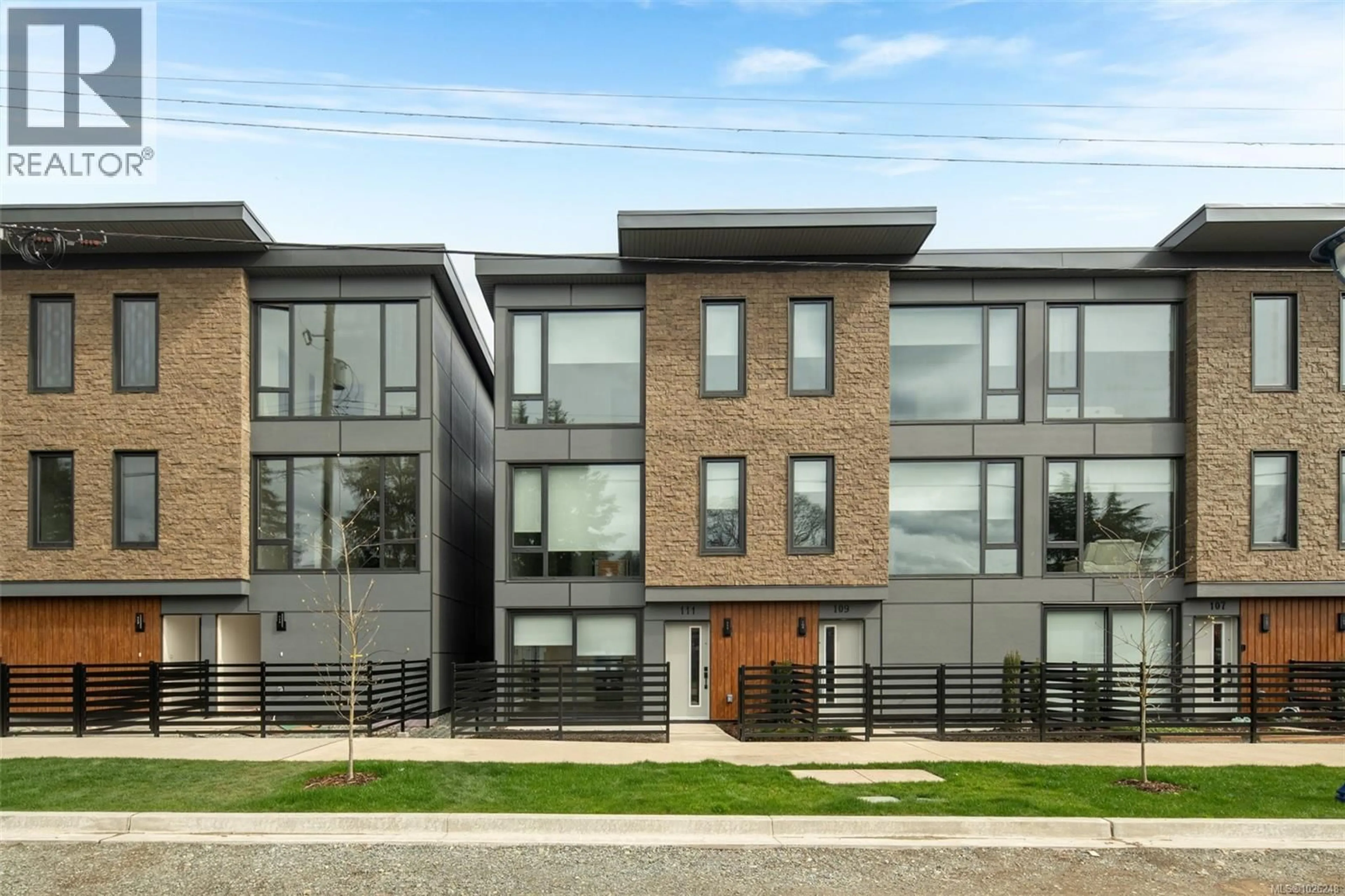 Home with brick exterior material, street for 136 - 916 ORONO AVENUE, Langford British Columbia V9B2T9