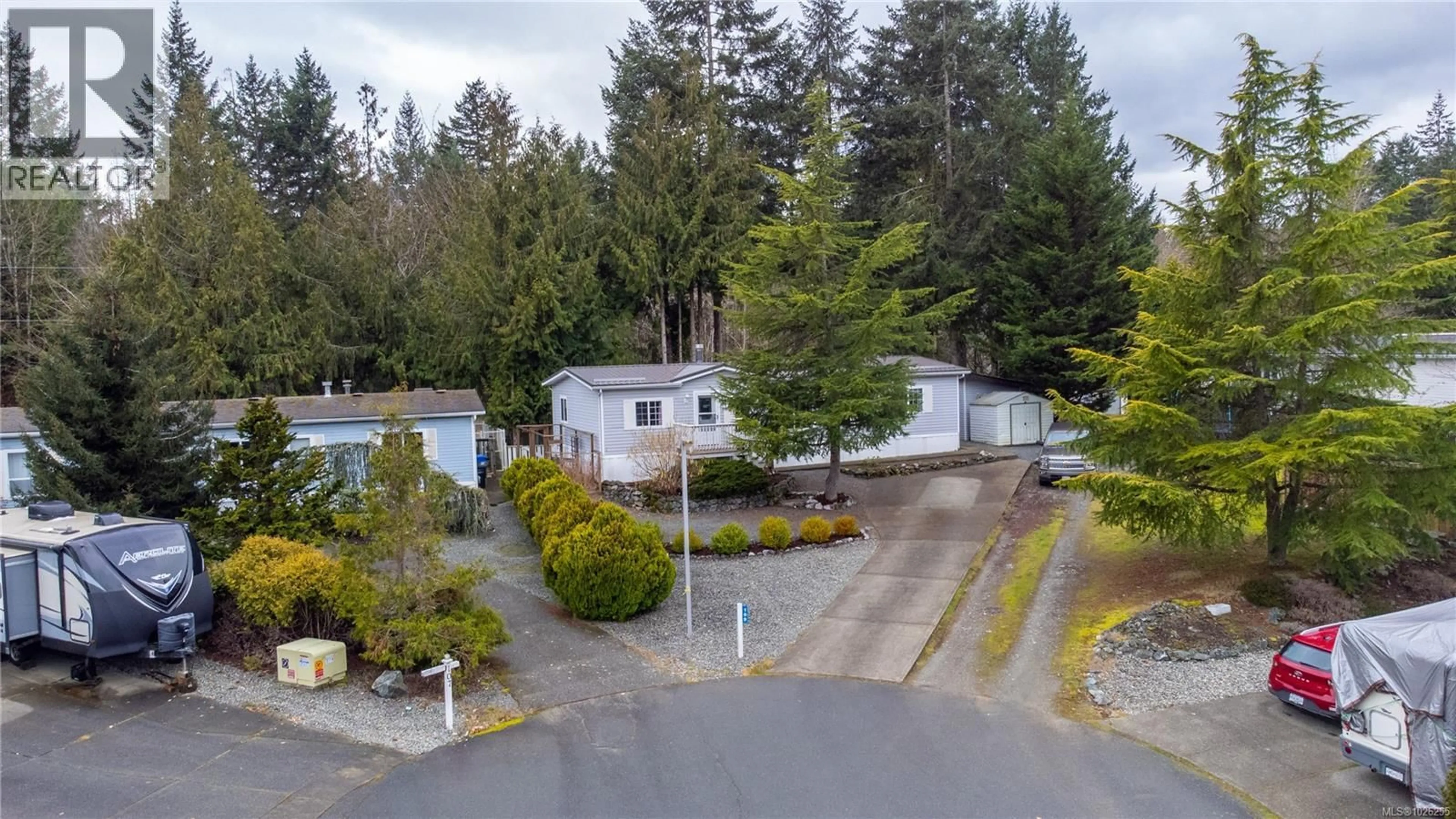 A pic from outside/outdoor area/front of a property/back of a property/a pic from drone, street for 109 - 1751 NORTHGATE ROAD, Cobble Hill British Columbia V8H0B3