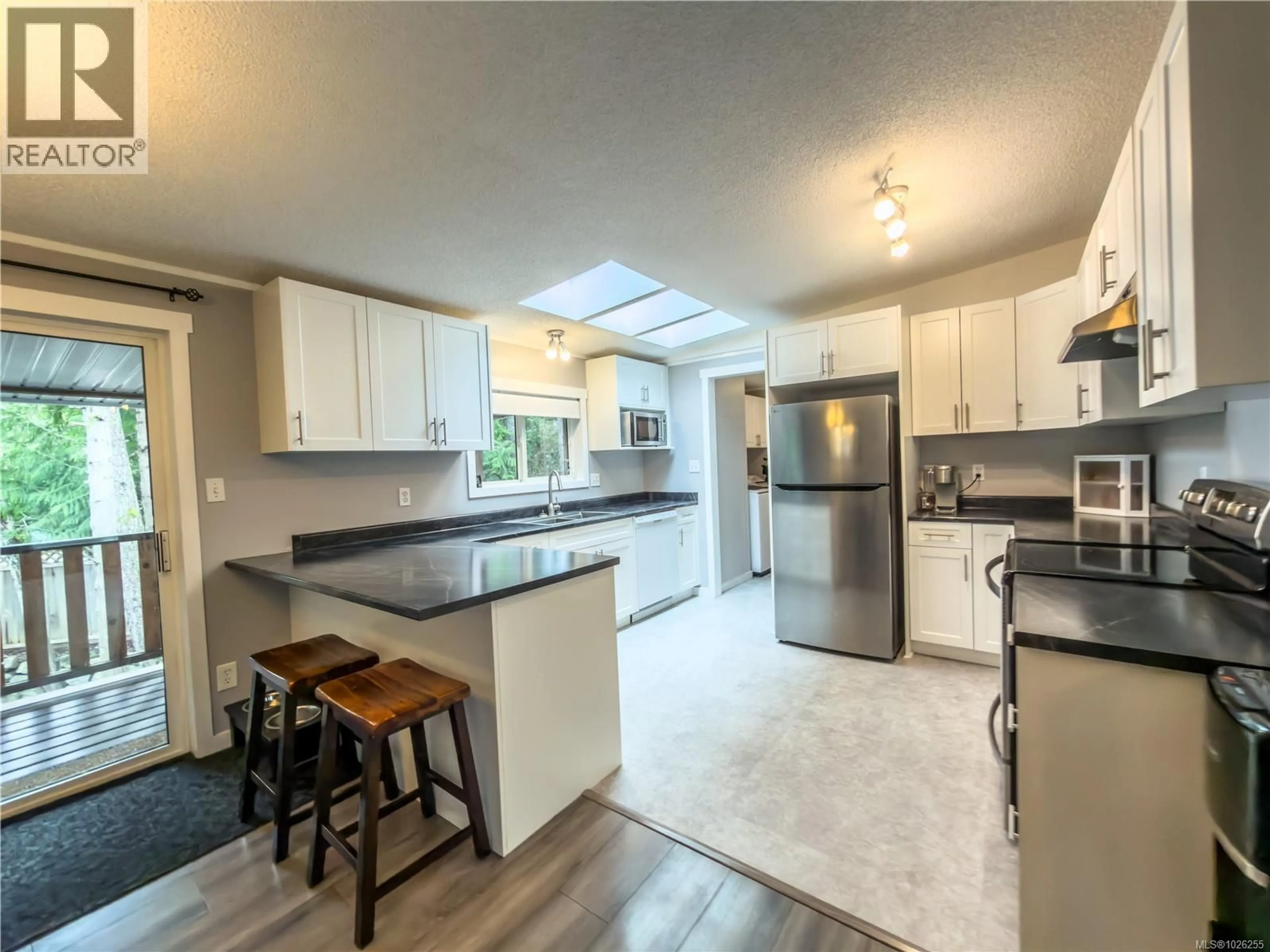 Open concept kitchen, unknown for 109 - 1751 NORTHGATE ROAD, Cobble Hill British Columbia V8H0B3