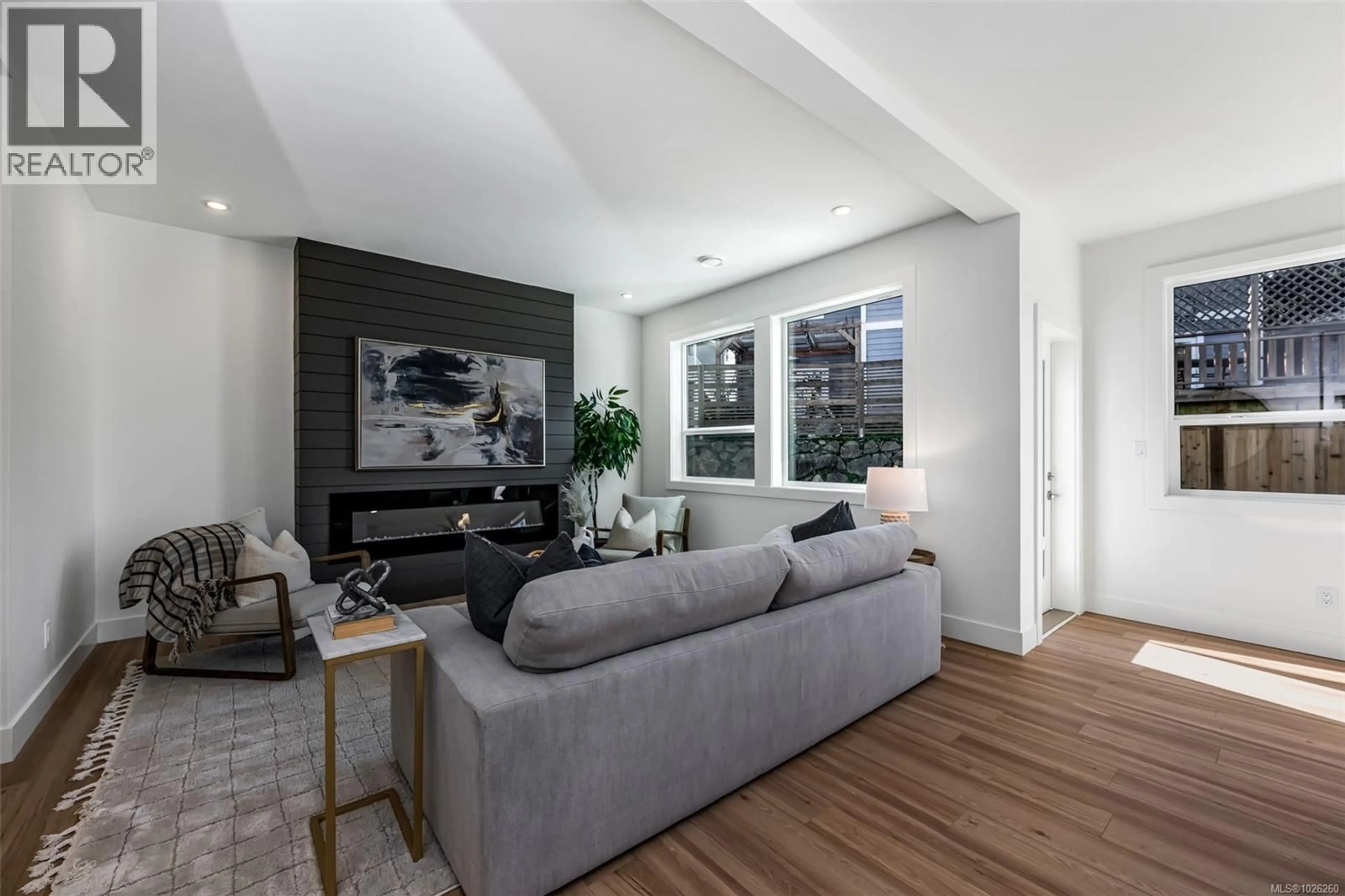 Living room with furniture, unknown for 654 WISTERIA RIDGE, Langford British Columbia V9B3N4