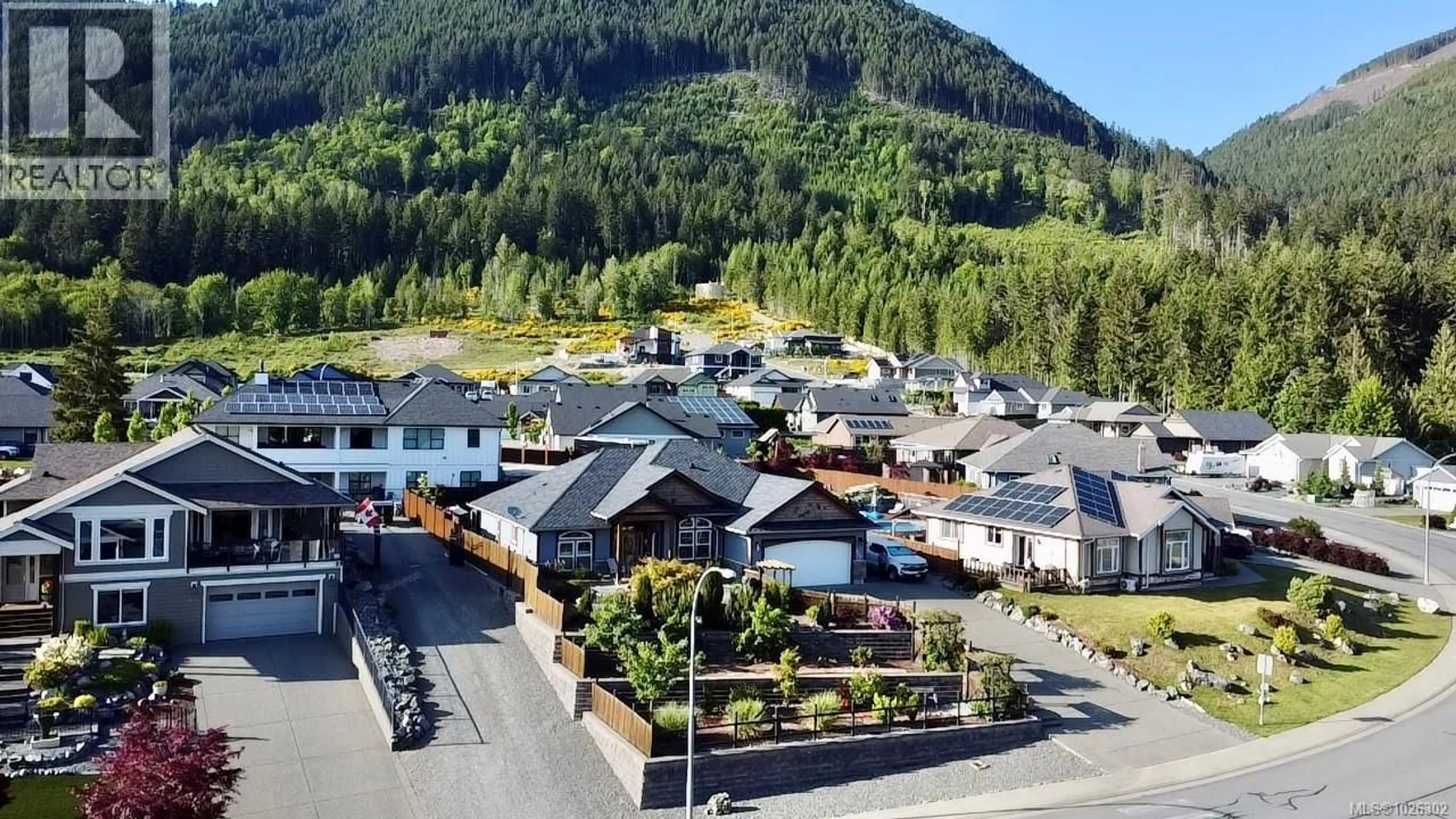 A pic from outside/outdoor area/front of a property/back of a property/a pic from drone, mountain view for 482 MOUNTAIN VIEW DRIVE, Lake Cowichan British Columbia V0R2G1