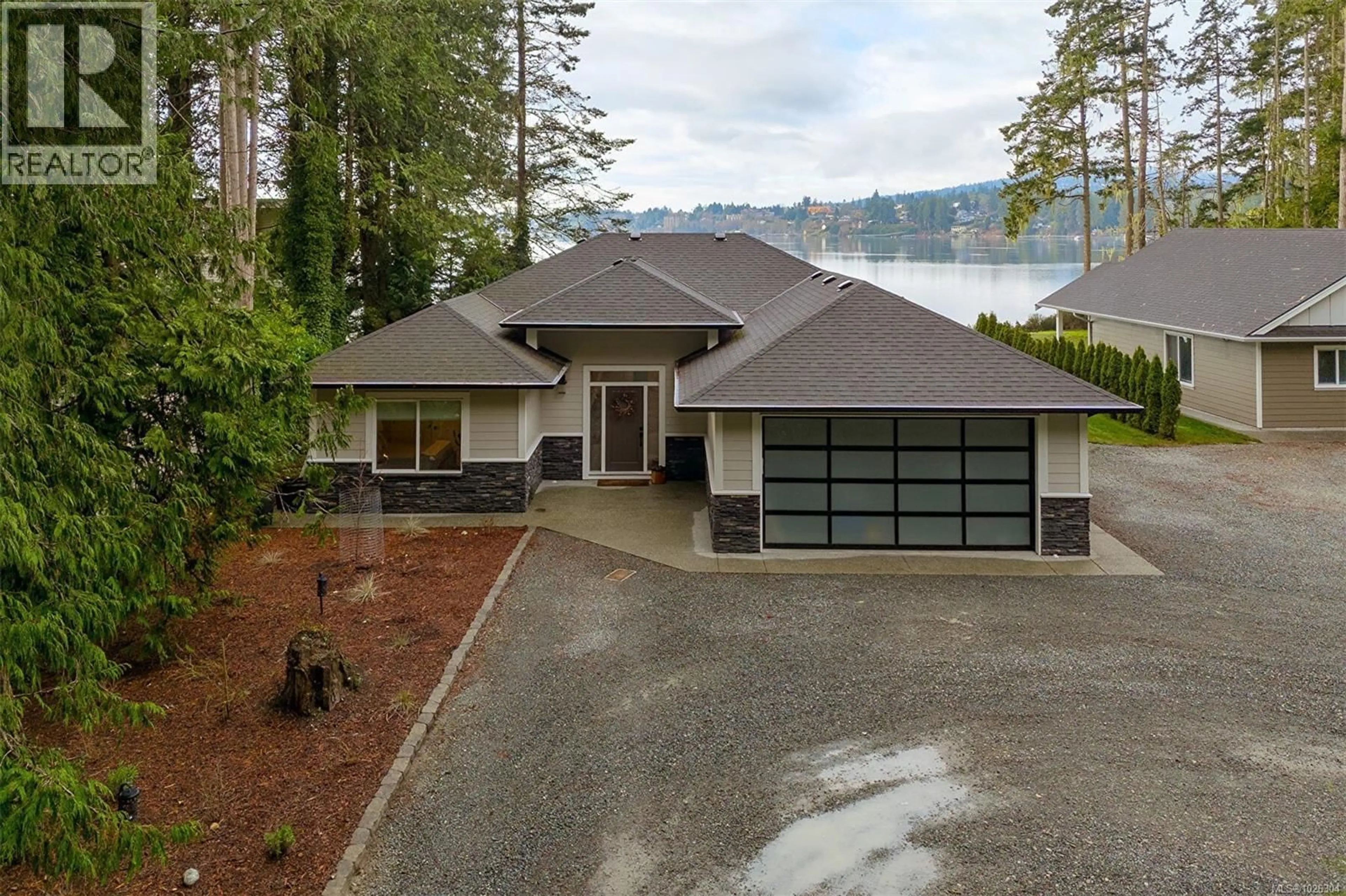 Home with vinyl exterior material, water/lake/river/ocean view for 1996 GLENIDLE ROAD, Sooke British Columbia V9Z0B2
