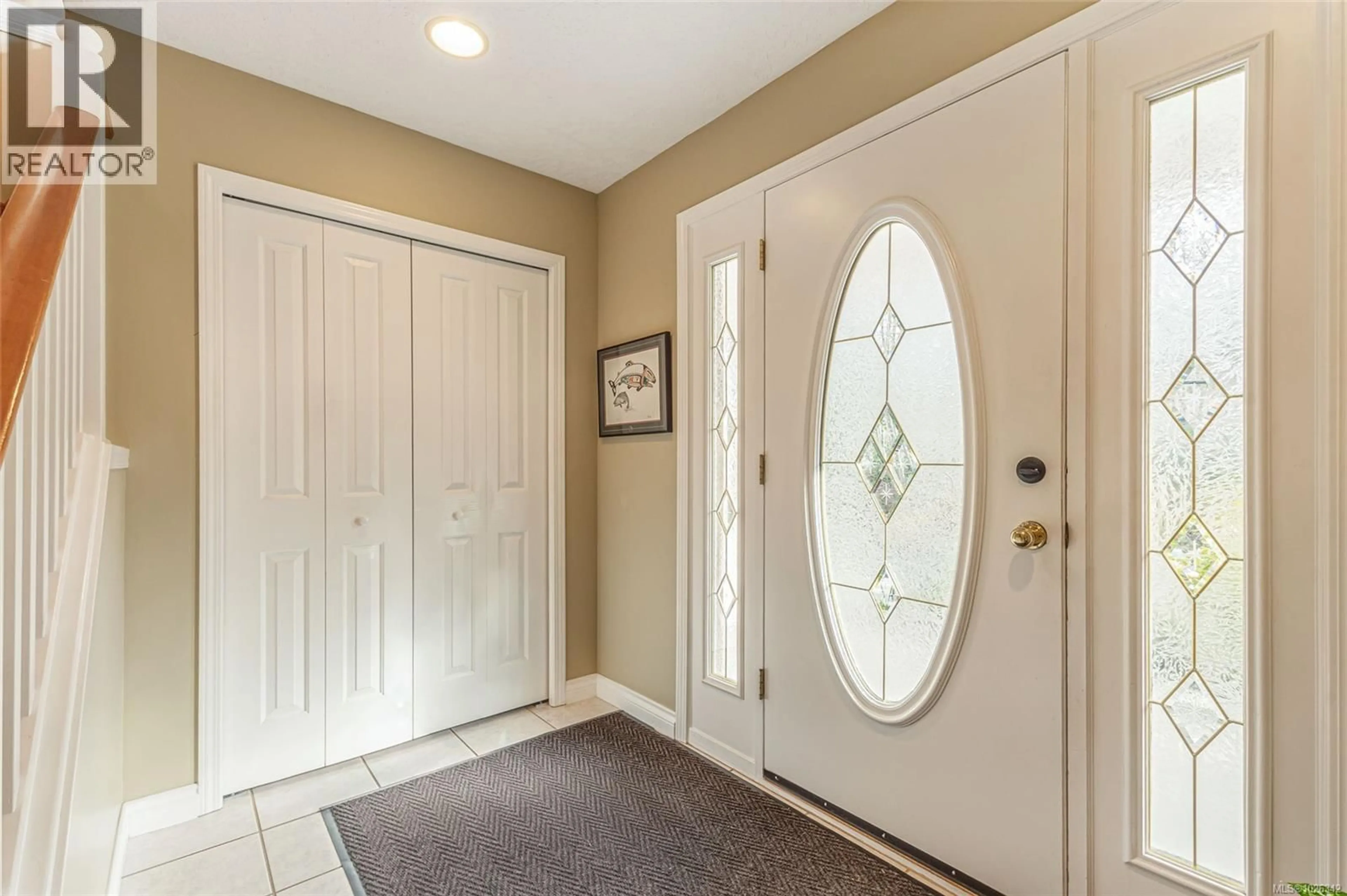 Indoor entryway for 805 FRAYNE ROAD, Mill Bay British Columbia V0R2P4