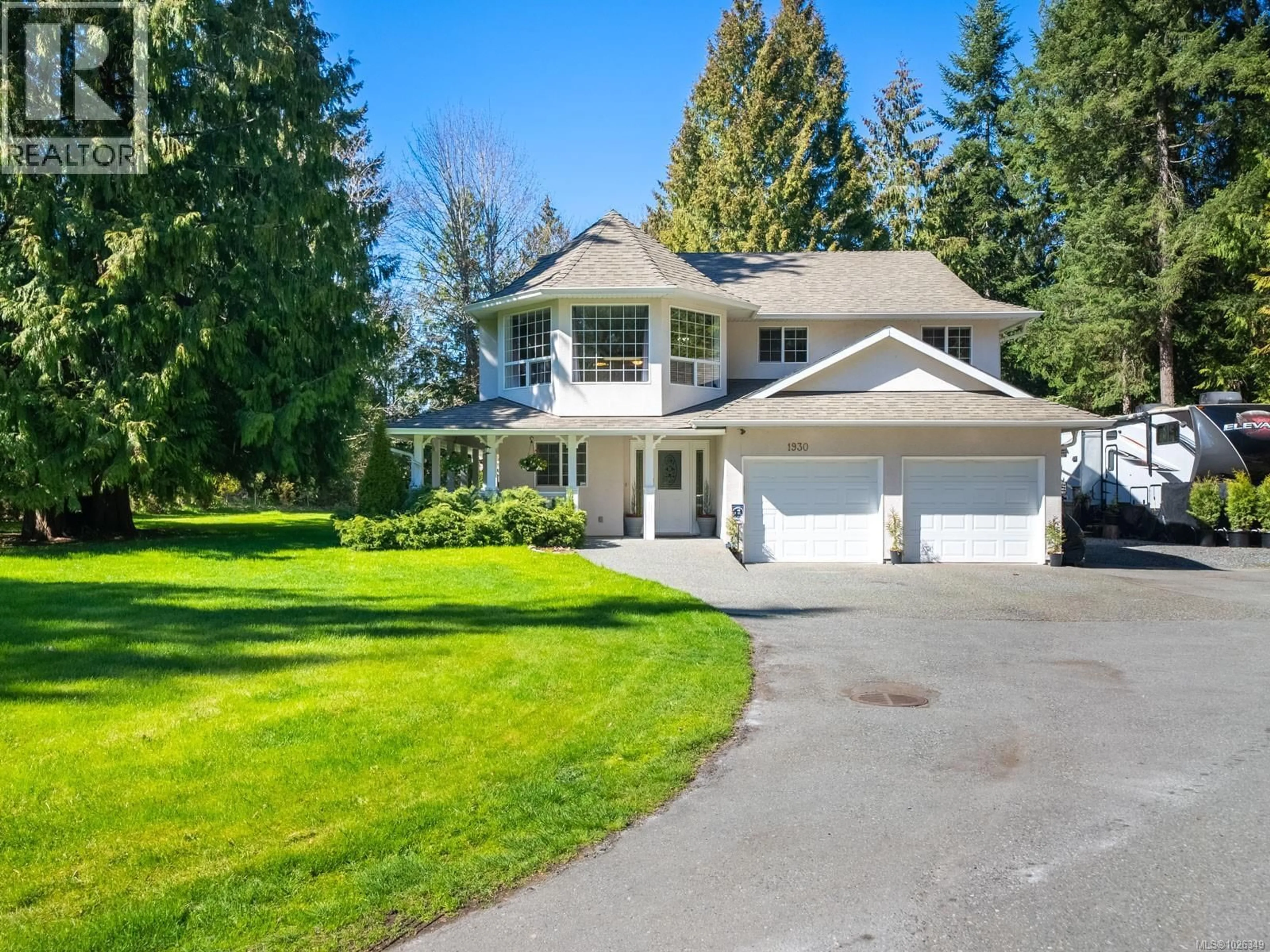 Home with vinyl exterior material, street for 1930 HARMAC ROAD, Nanaimo British Columbia V9X1L3