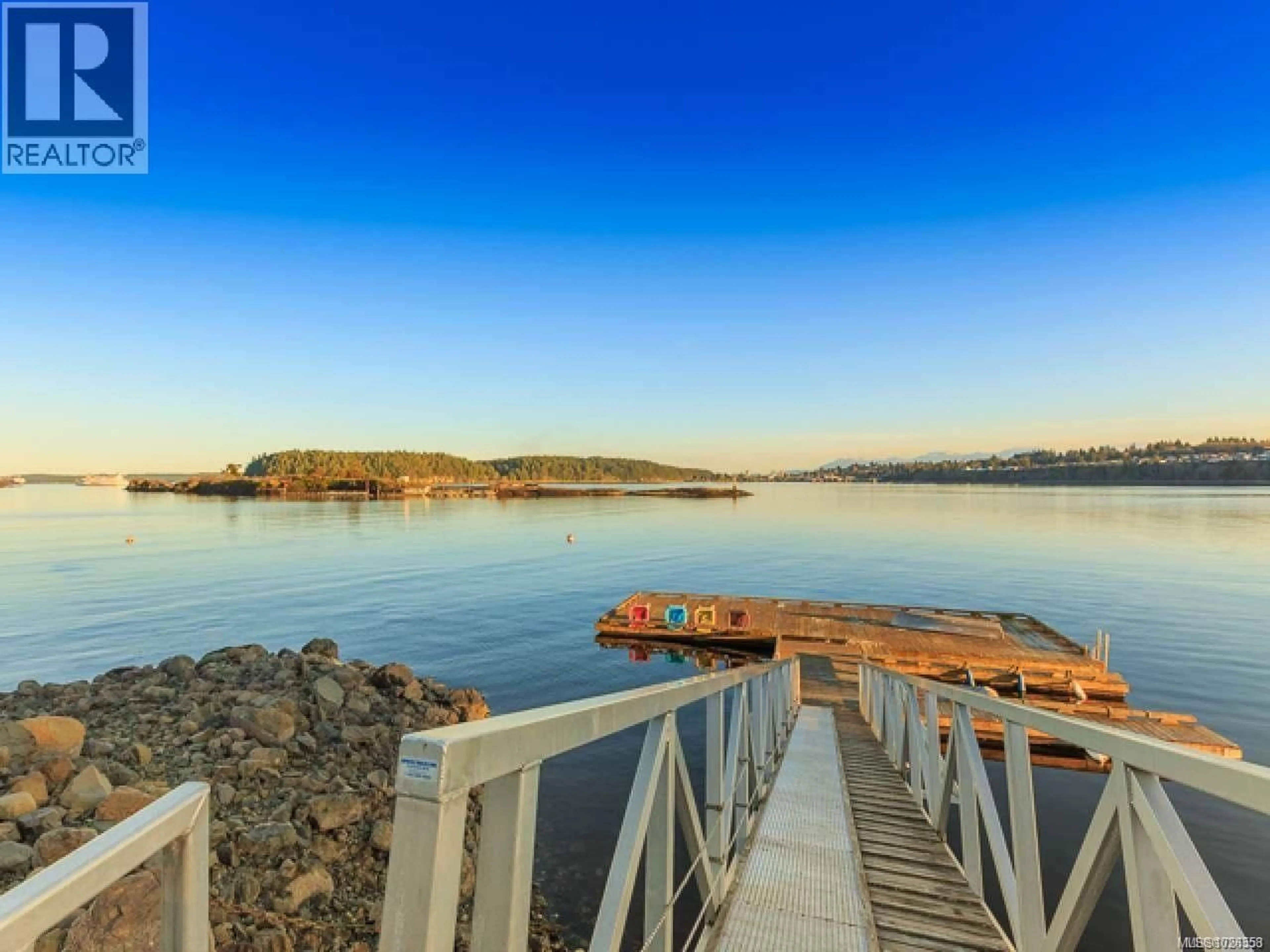 Patio, water/lake/river/ocean view for 3026 WATERSTONE WAY, Nanaimo British Columbia V9T6S8