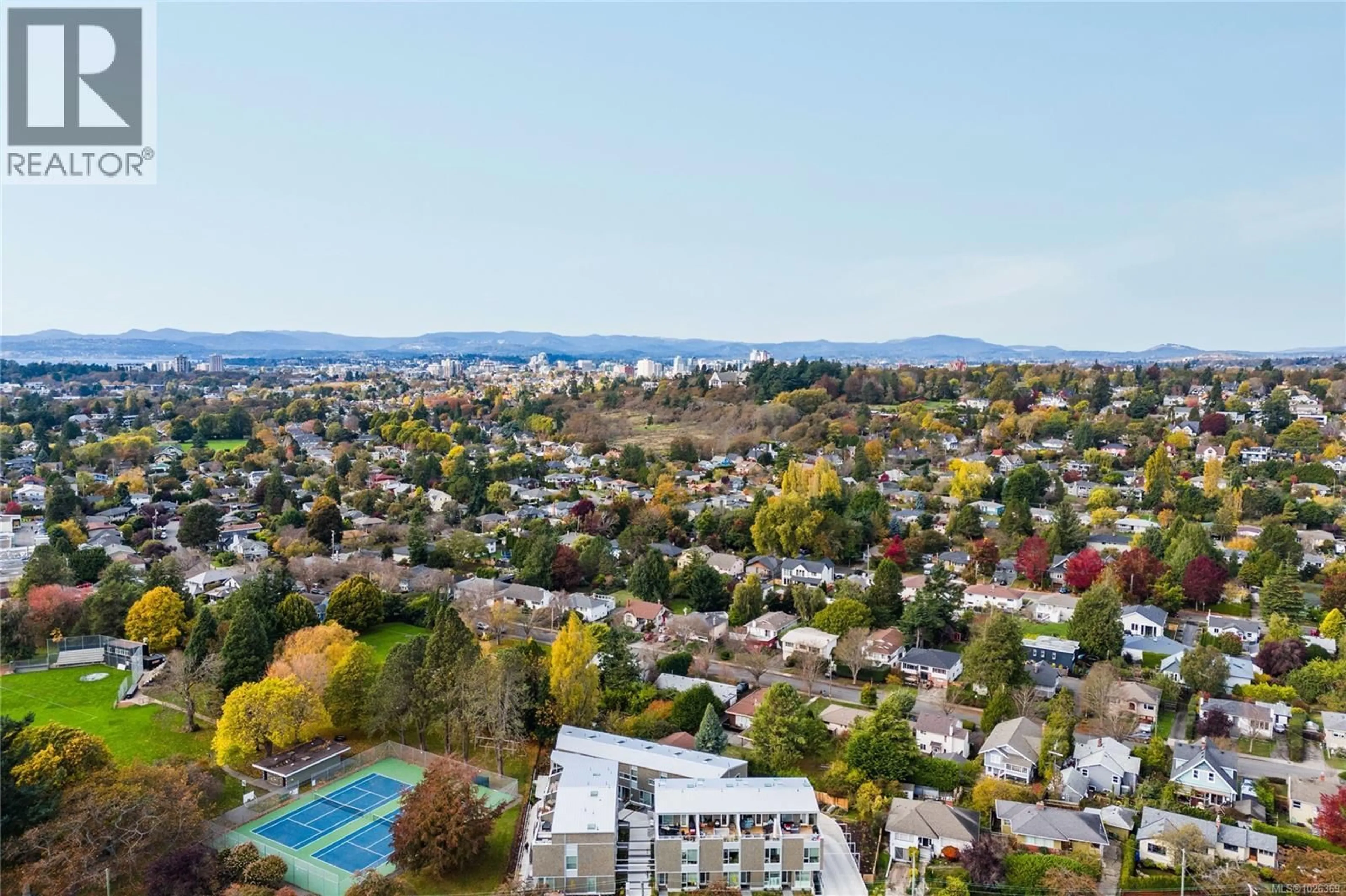 A pic from outside/outdoor area/front of a property/back of a property/a pic from drone, city buildings view from balcony for 105 - 1720 FAIRFIELD ROAD, Victoria British Columbia V8S1G3