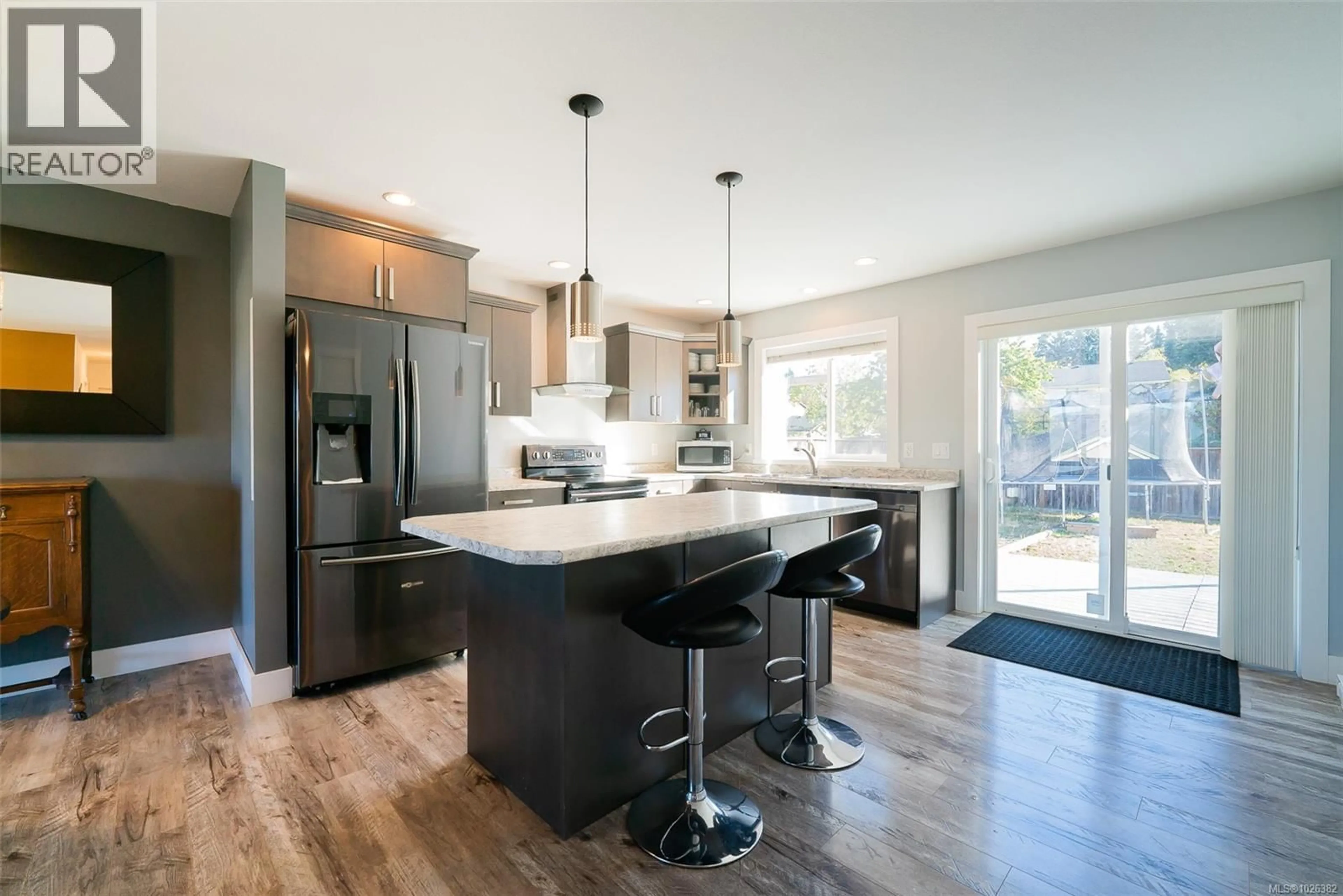 Open concept kitchen, unknown for 2174 VILLAGE DRIVE, Nanaimo British Columbia V9X0A7
