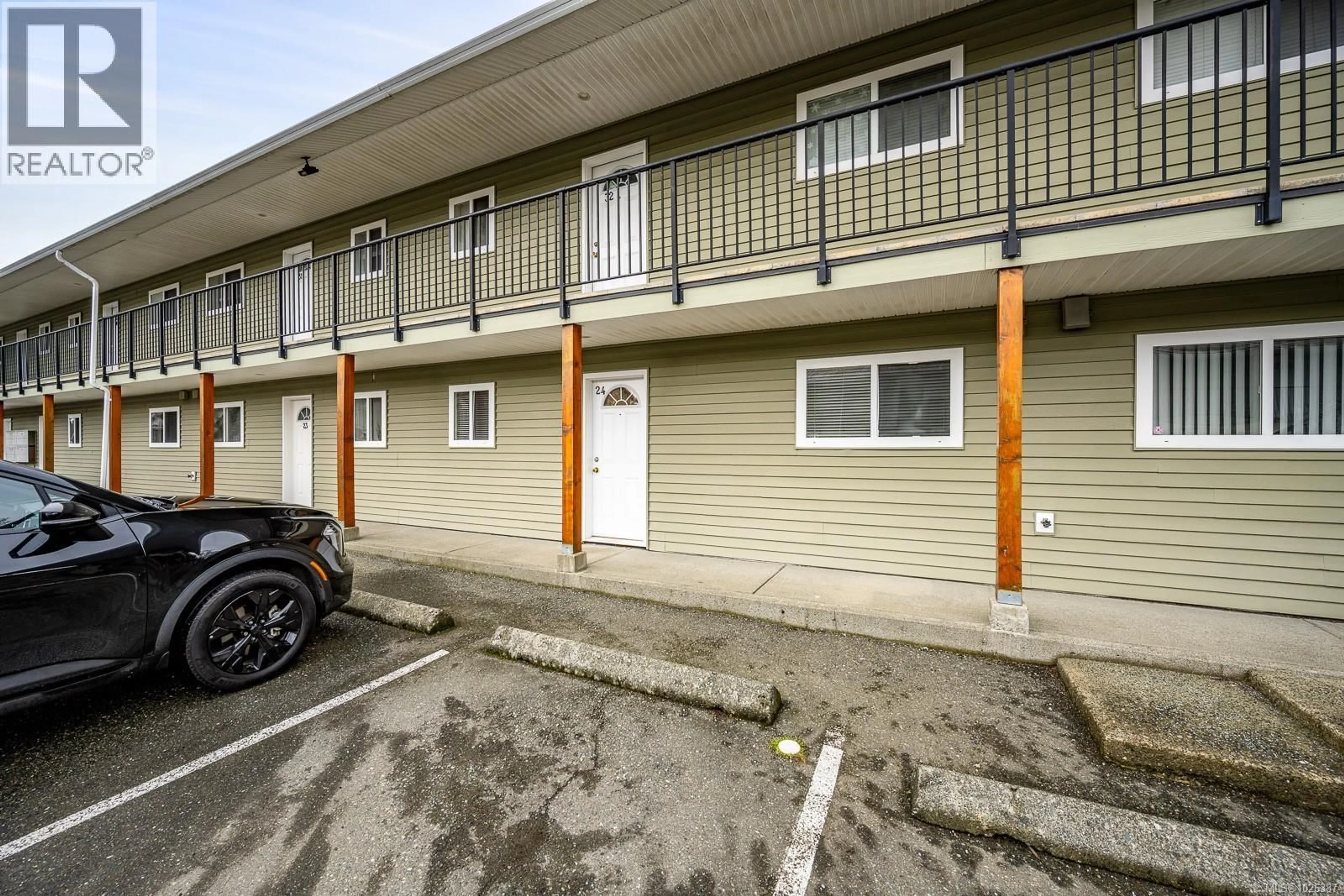 Patio, unknown for 24 - 375 21ST STREET, Courtenay British Columbia V9N2B6