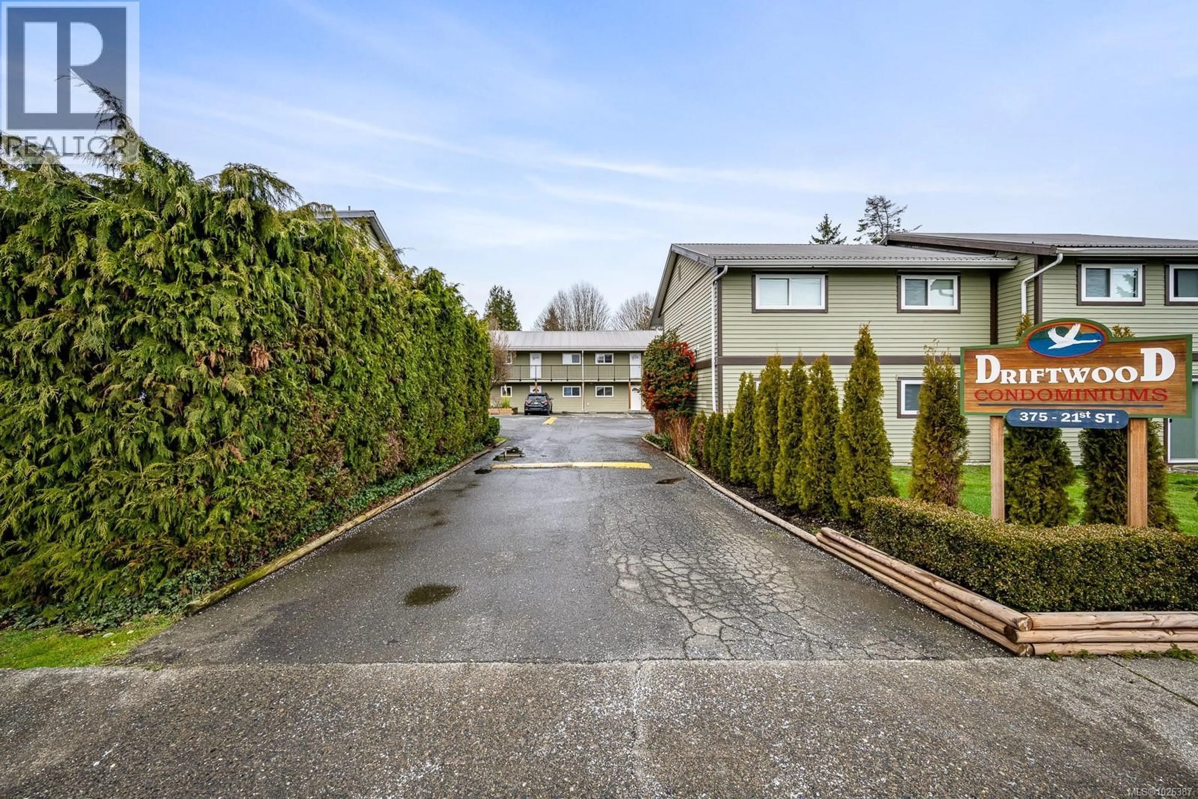 Patio, street for 24 - 375 21ST STREET, Courtenay British Columbia V9N2B6