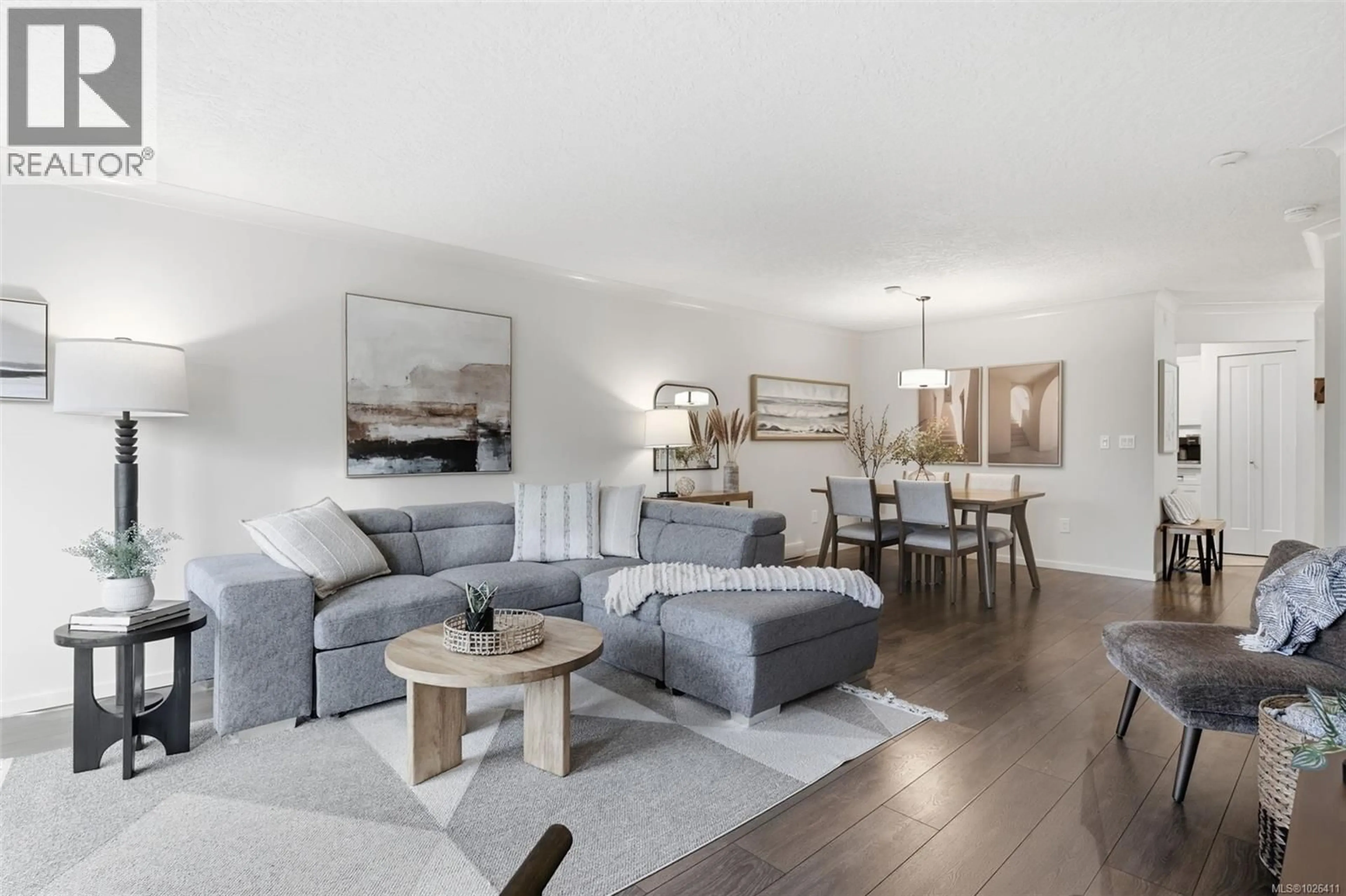 Living room with furniture, unknown for 302 - 1121 OSCAR STREET, Victoria British Columbia V8V2X3