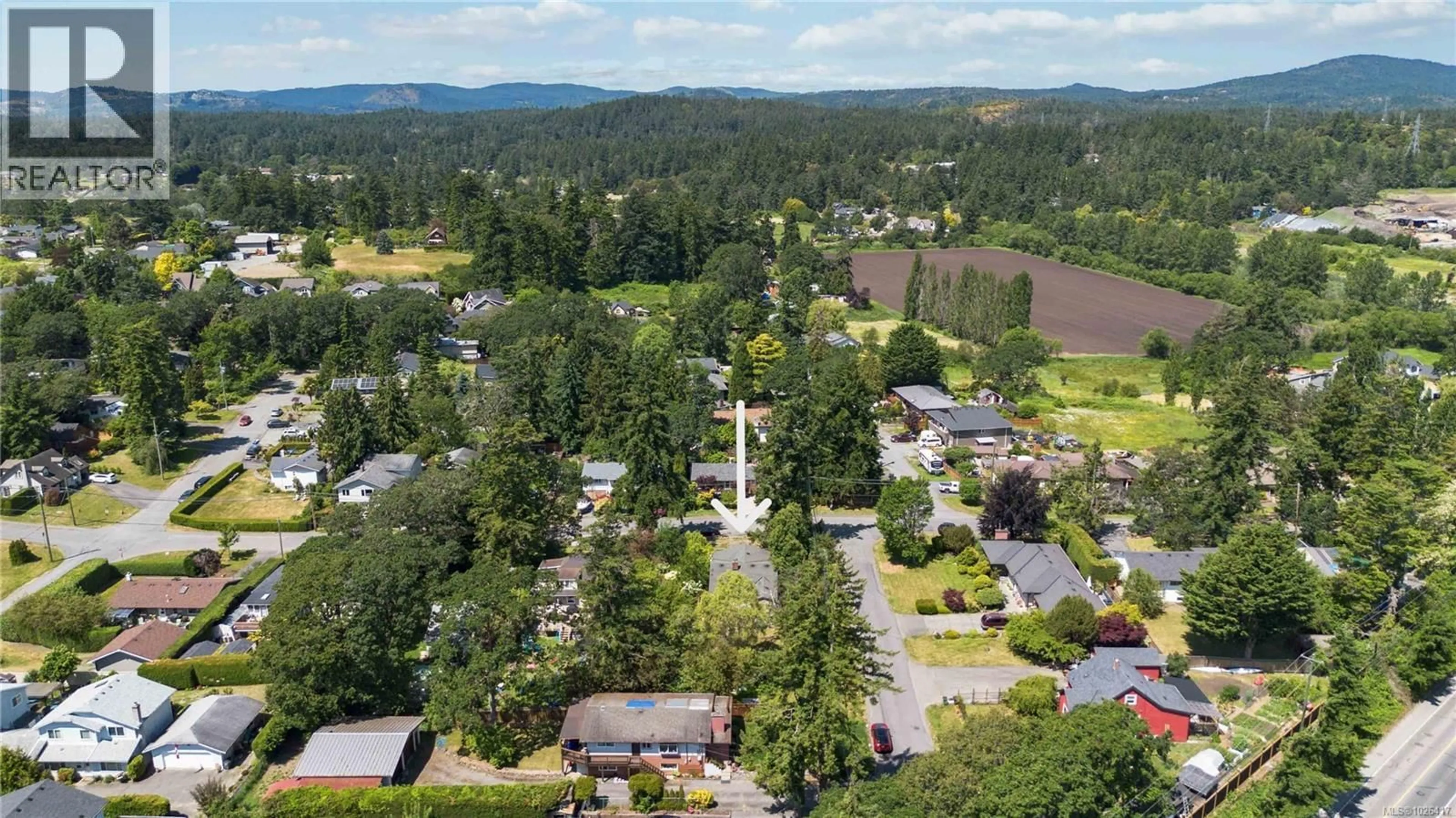A pic from outside/outdoor area/front of a property/back of a property/a pic from drone, unknown for 4155 NORTH ROAD, Saanich British Columbia V8Z5H9