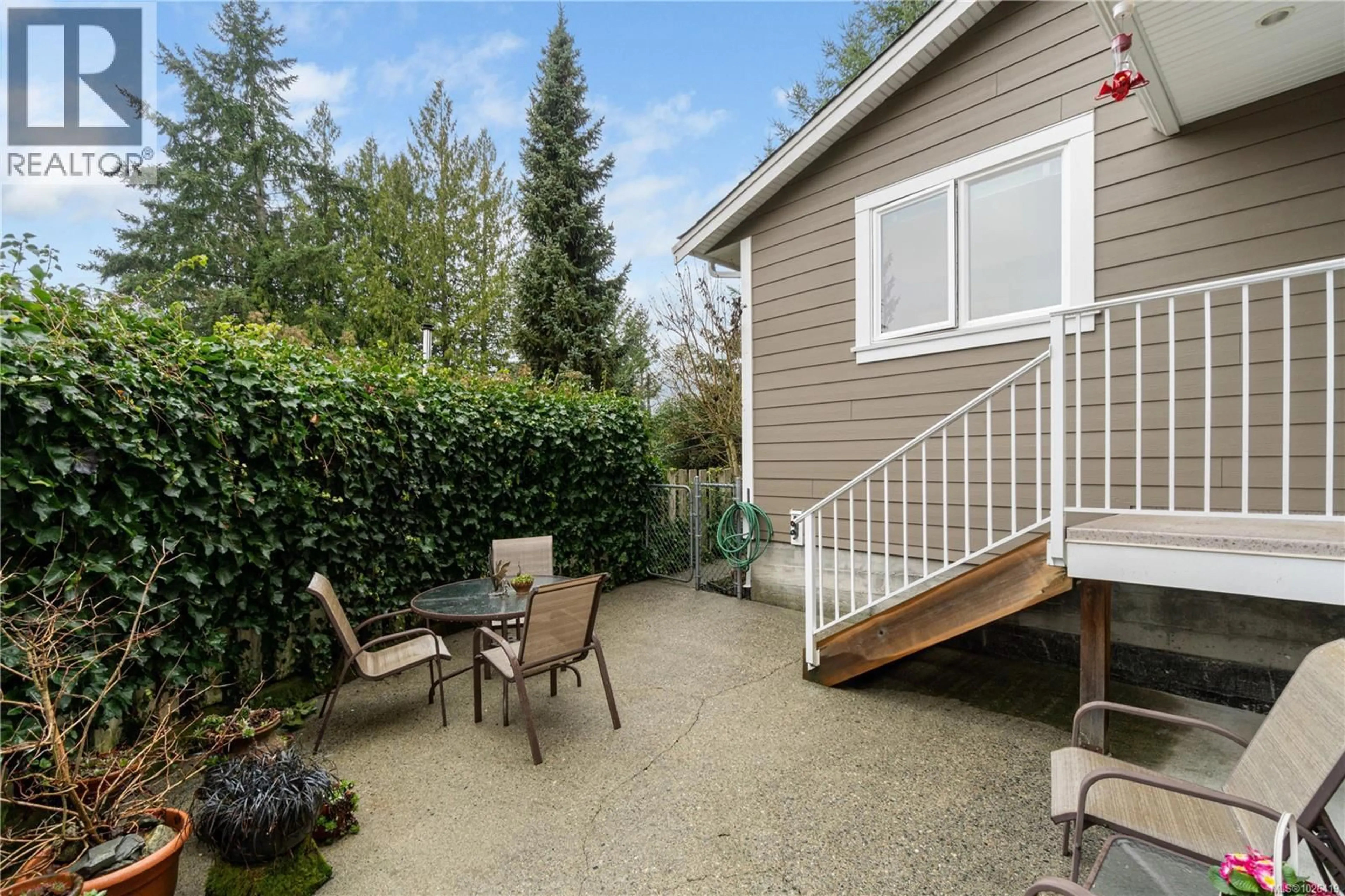 Patio, street for 3251 POPPLETON ROAD, Nanaimo British Columbia V9T4T4
