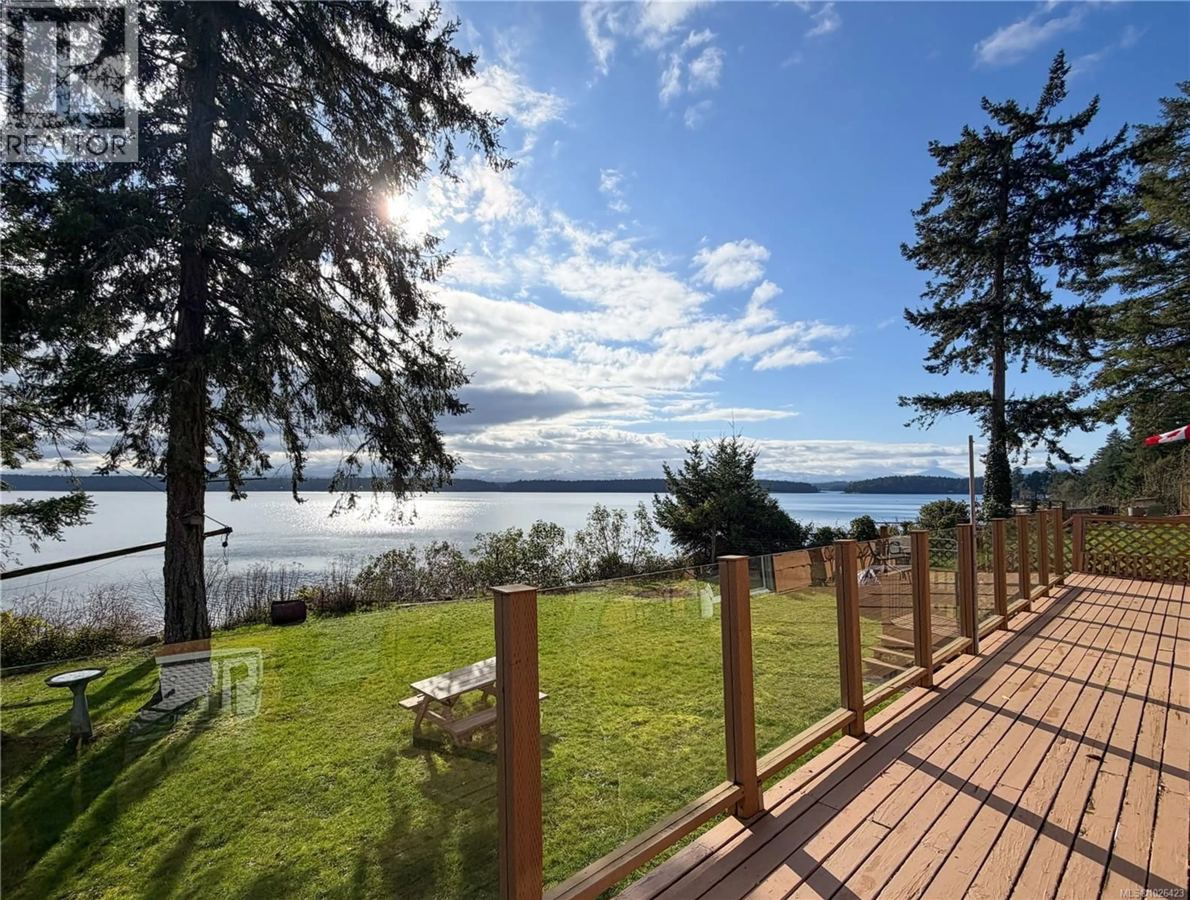 Patio, water/lake/river/ocean view for 2503 SPRING BEACH DRIVE, Gabriola Island British Columbia V0R1X7