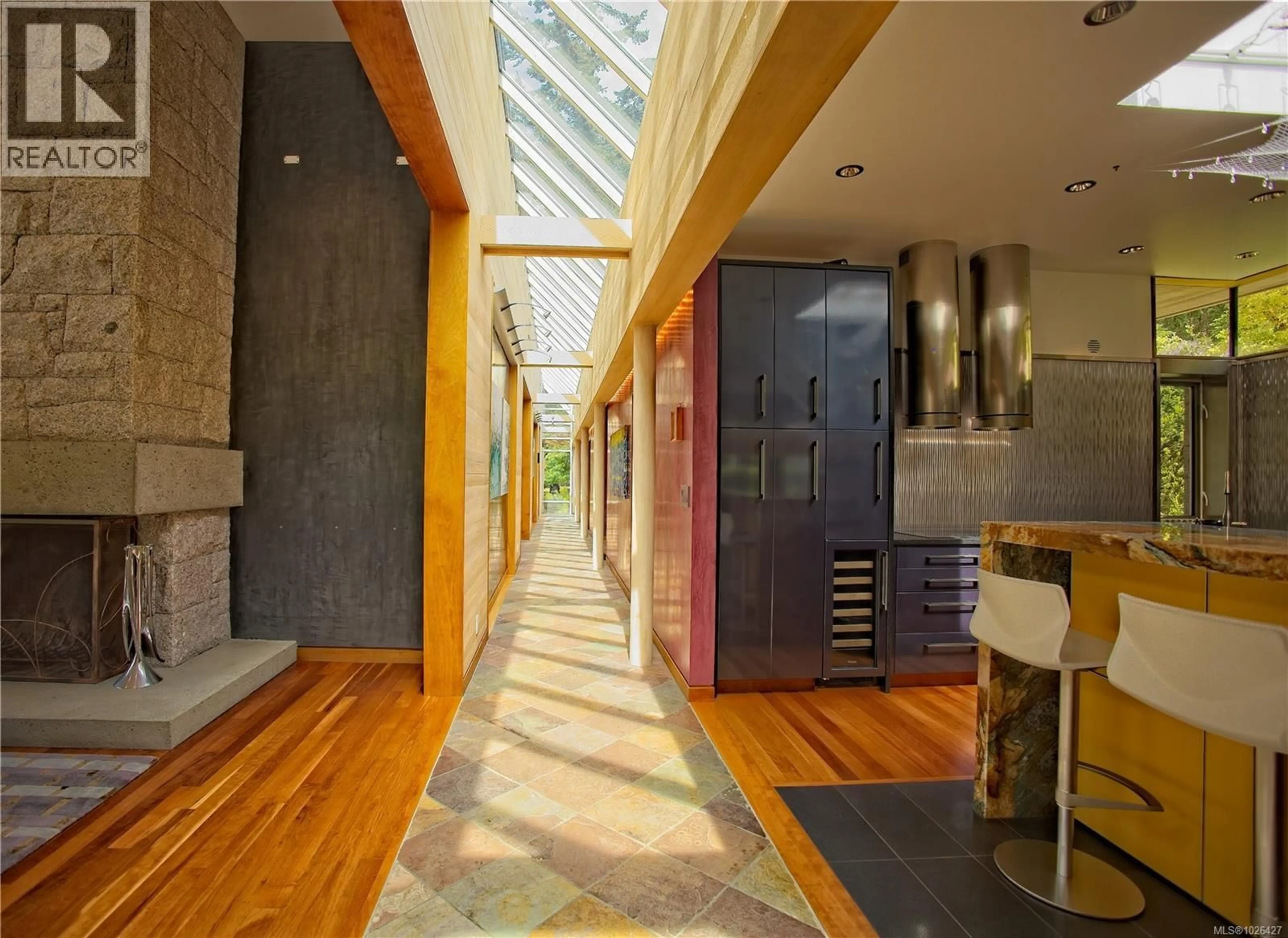 Indoor foyer for 2875 SOUTHEY POINT ROAD, Salt Spring British Columbia V8K1A2