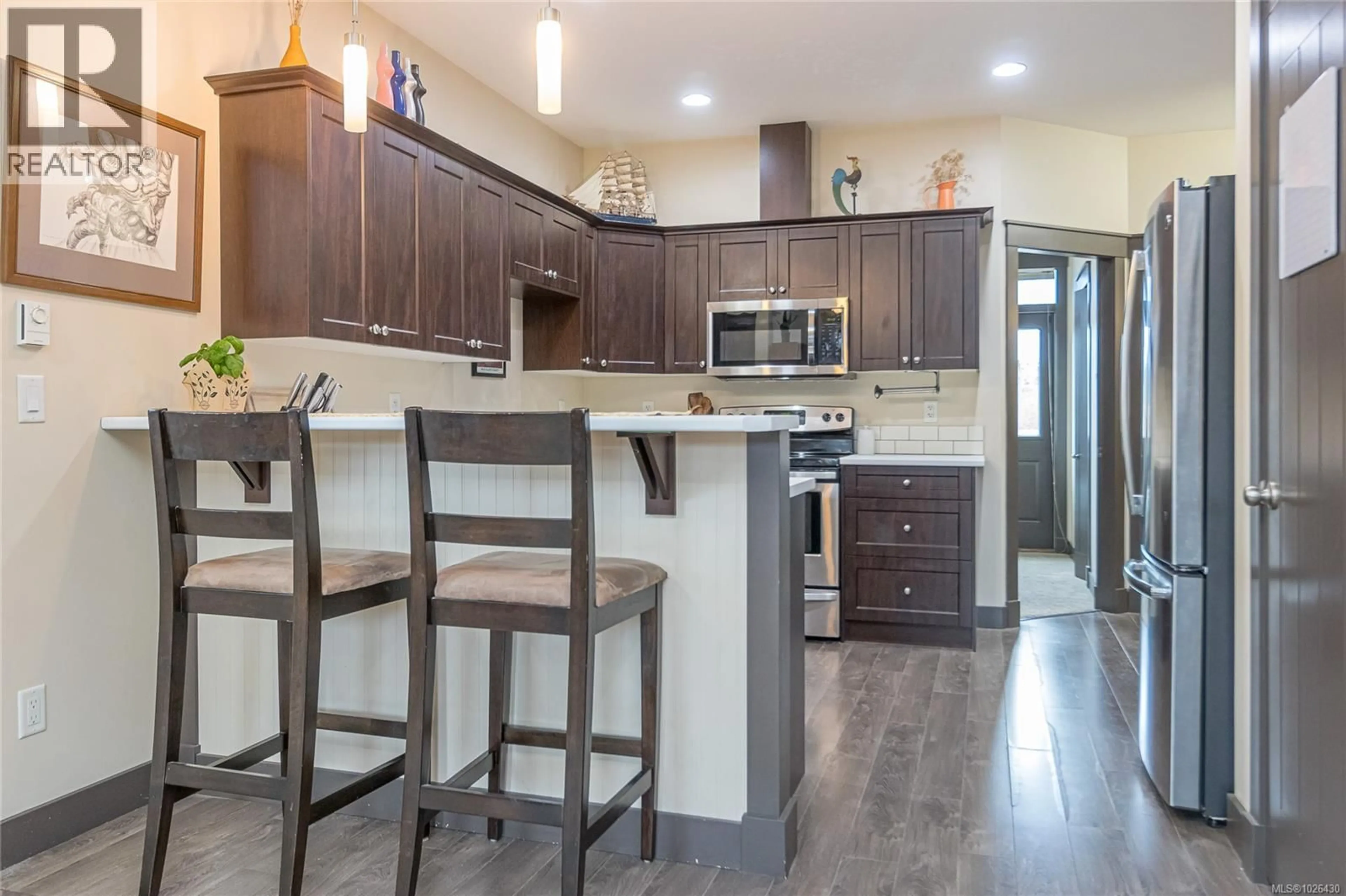 Open concept kitchen, unknown for 1104 CASSELL PLACE, Nanaimo British Columbia V9R0C9