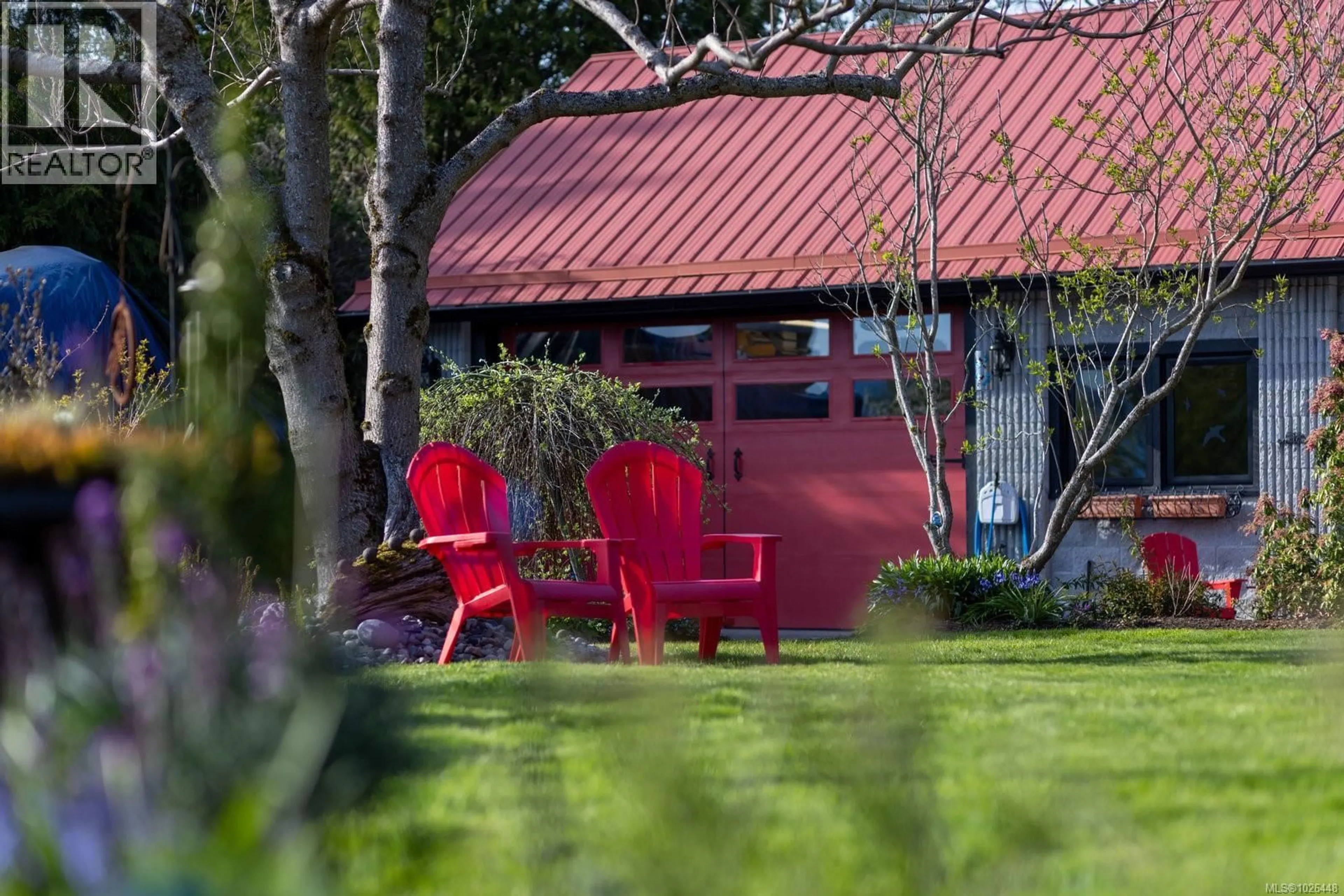 Patio, street for 10807 MADRONA DRIVE, North Saanich British Columbia V8L5P1