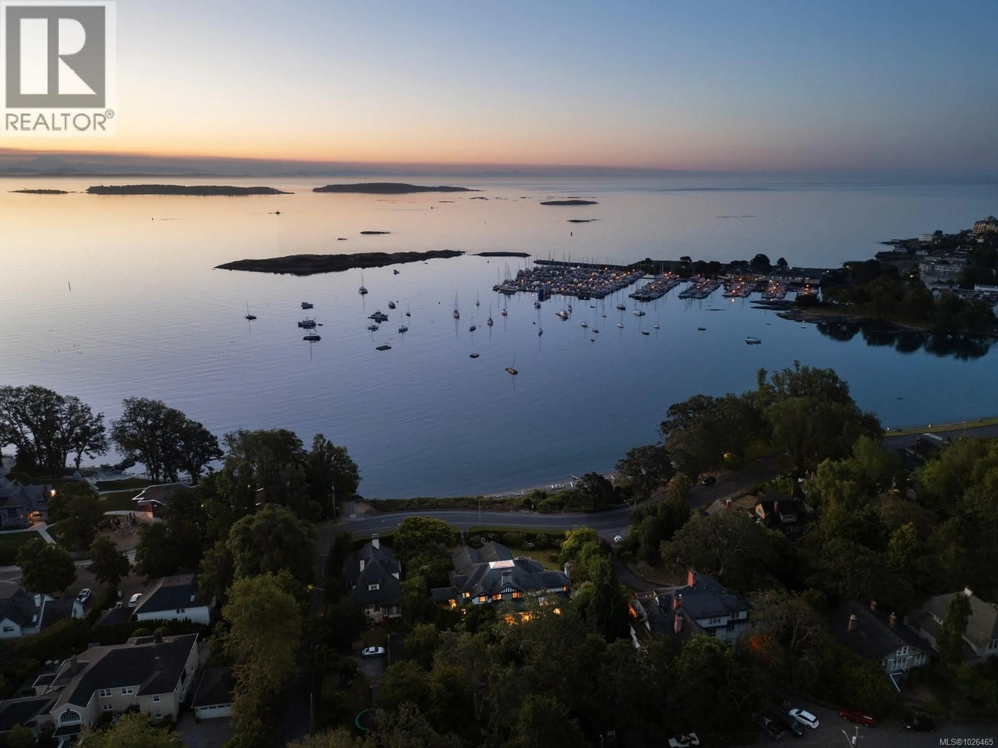 A pic from outside/outdoor area/front of a property/back of a property/a pic from drone, water/lake/river/ocean view for 1580 BEACH DRIVE, Oak Bay British Columbia V8R6H8