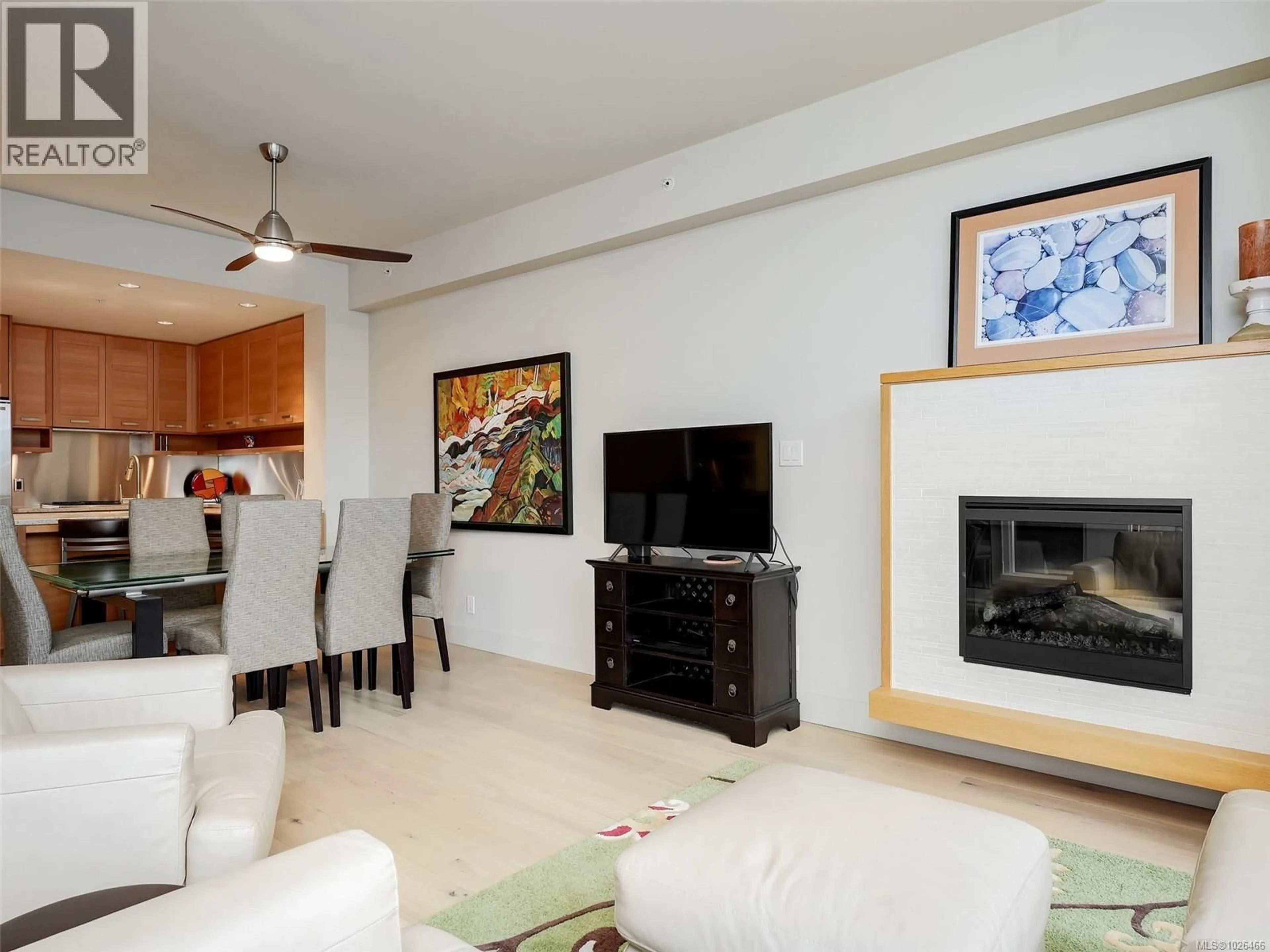 Living room with furniture, unknown for 317 - 365 WATERFRONT CRESCENT, Victoria British Columbia V8T0A6