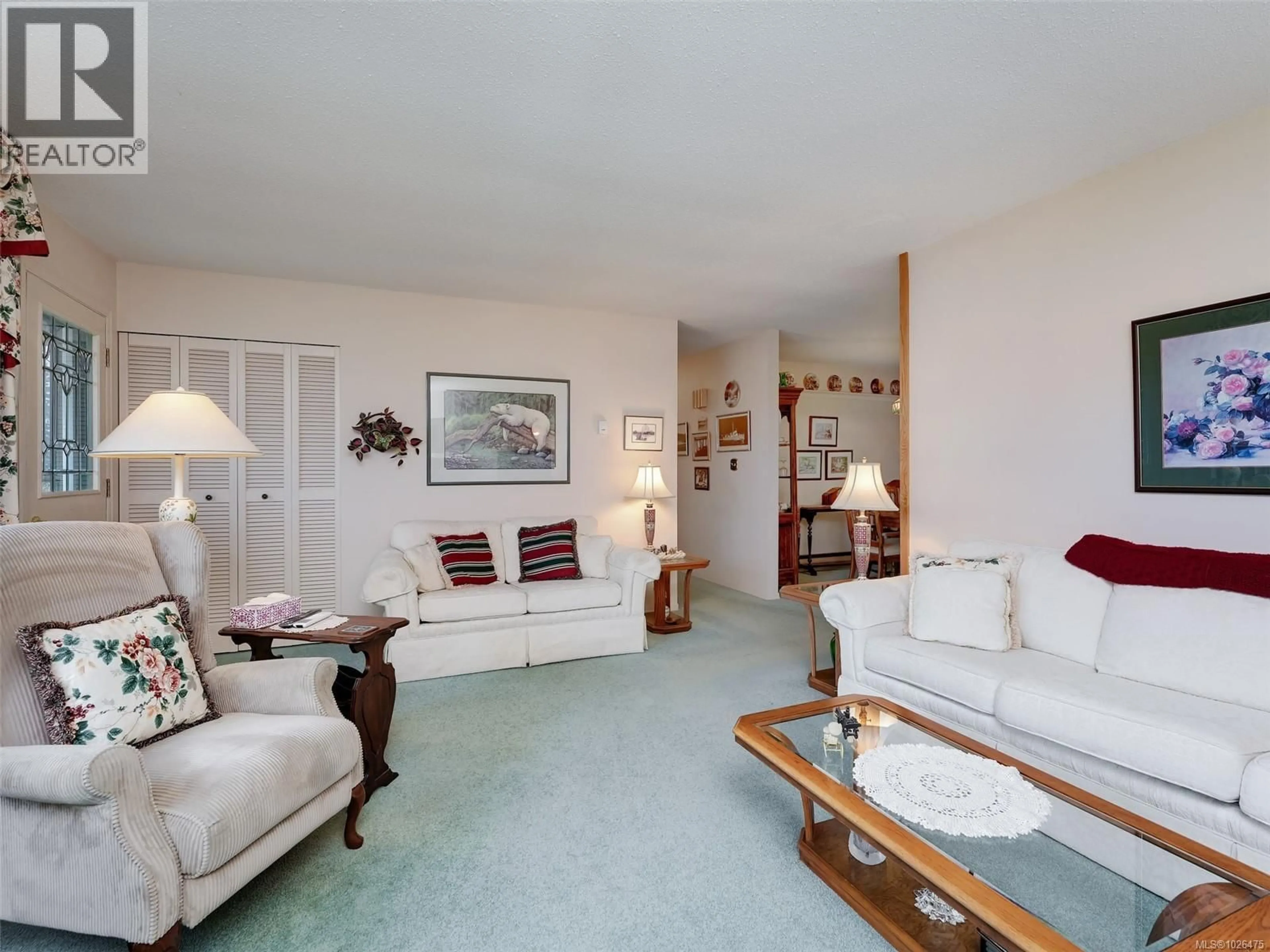 Living room with furniture, unknown for 2324 FRENCH ROAD NORTH, Sooke British Columbia V9Z0M5