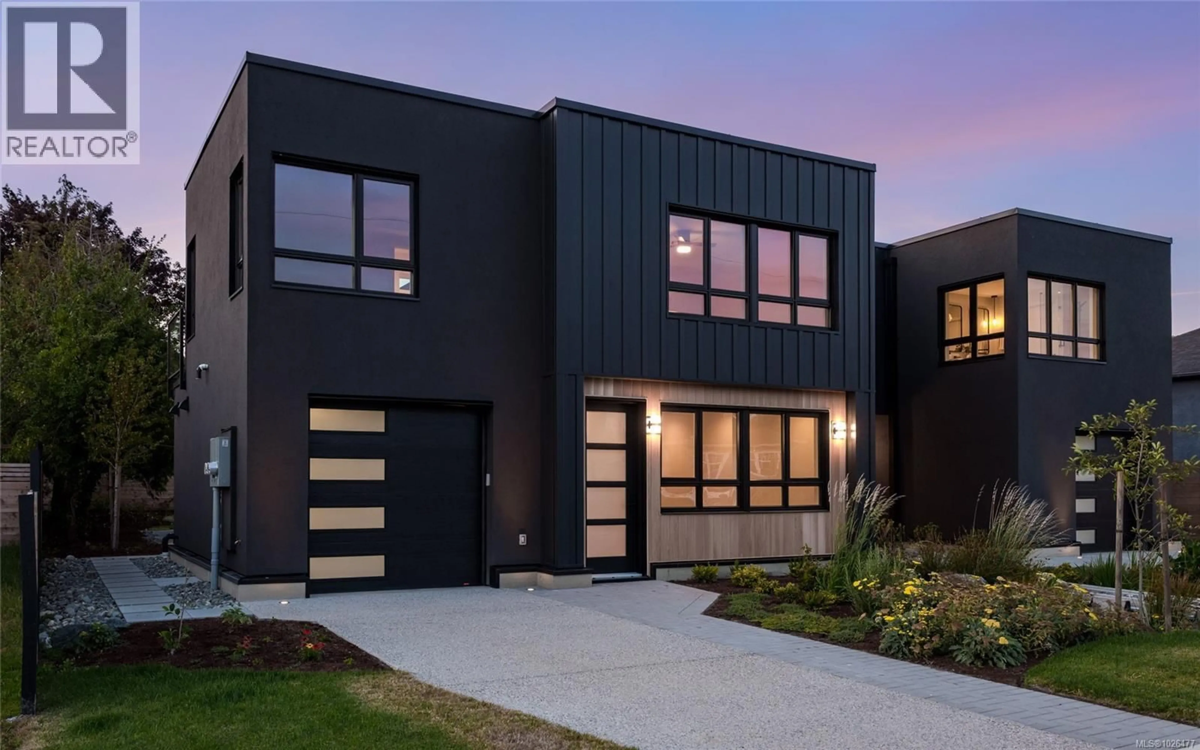 Home with brick exterior material, street for 1968 KINGS ROAD, Saanich British Columbia V8R2P5