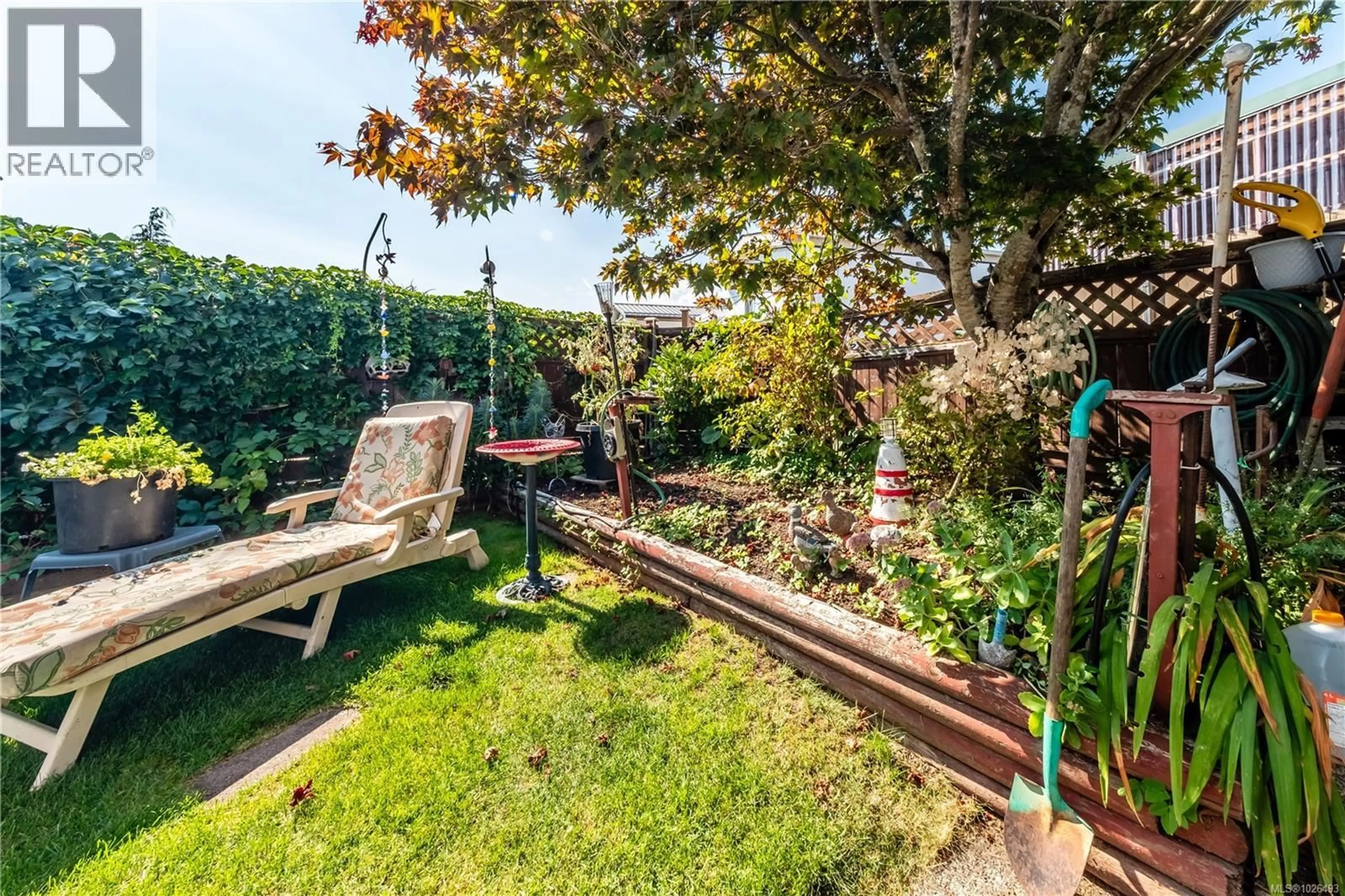 Patio, street for 7 - 10980 WESTDOWNE ROAD, Ladysmith British Columbia V9G1X2