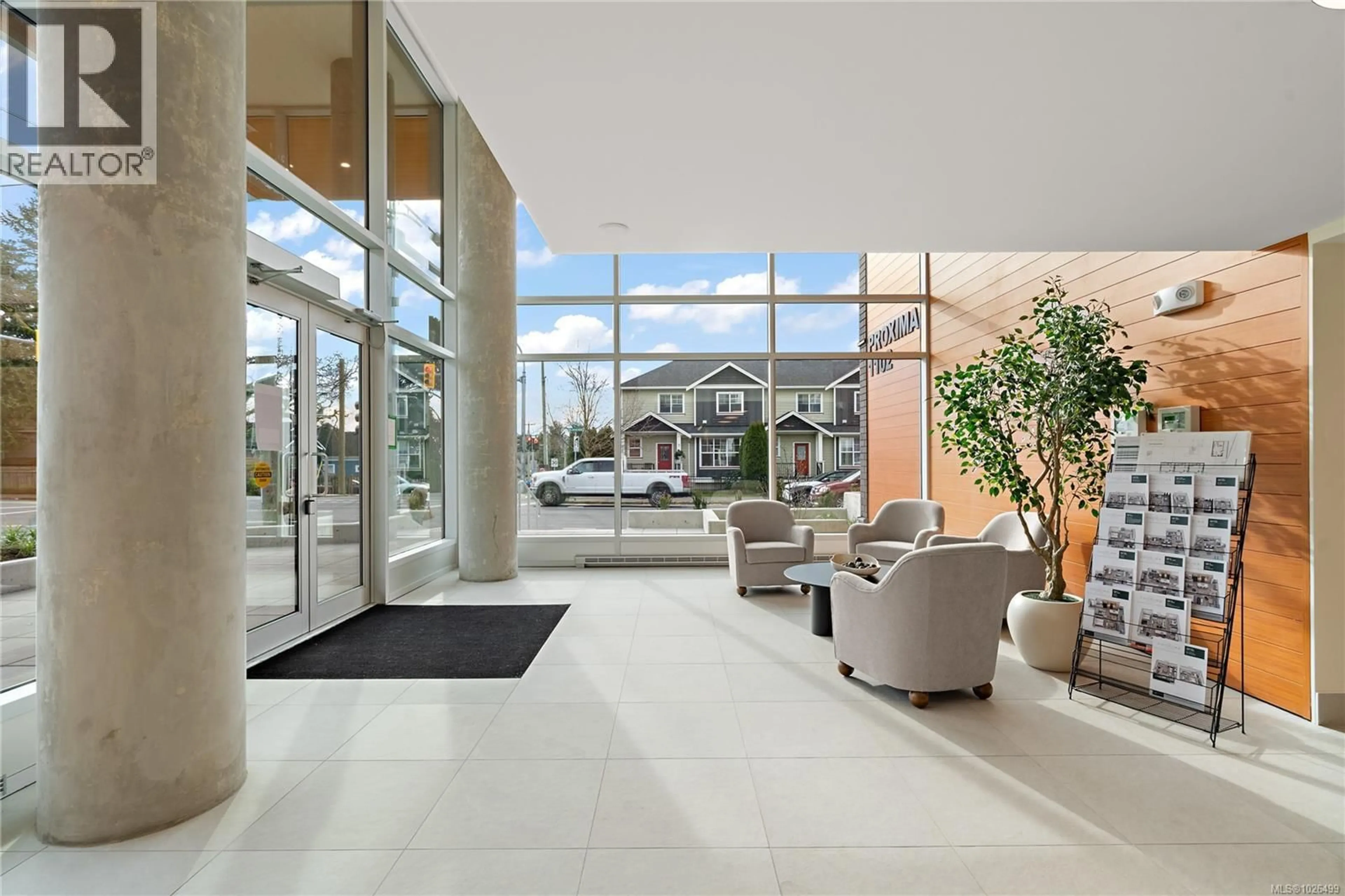 Lobby for 408 - 1102 ESQUIMALT ROAD, Esquimalt British Columbia V9A0L3