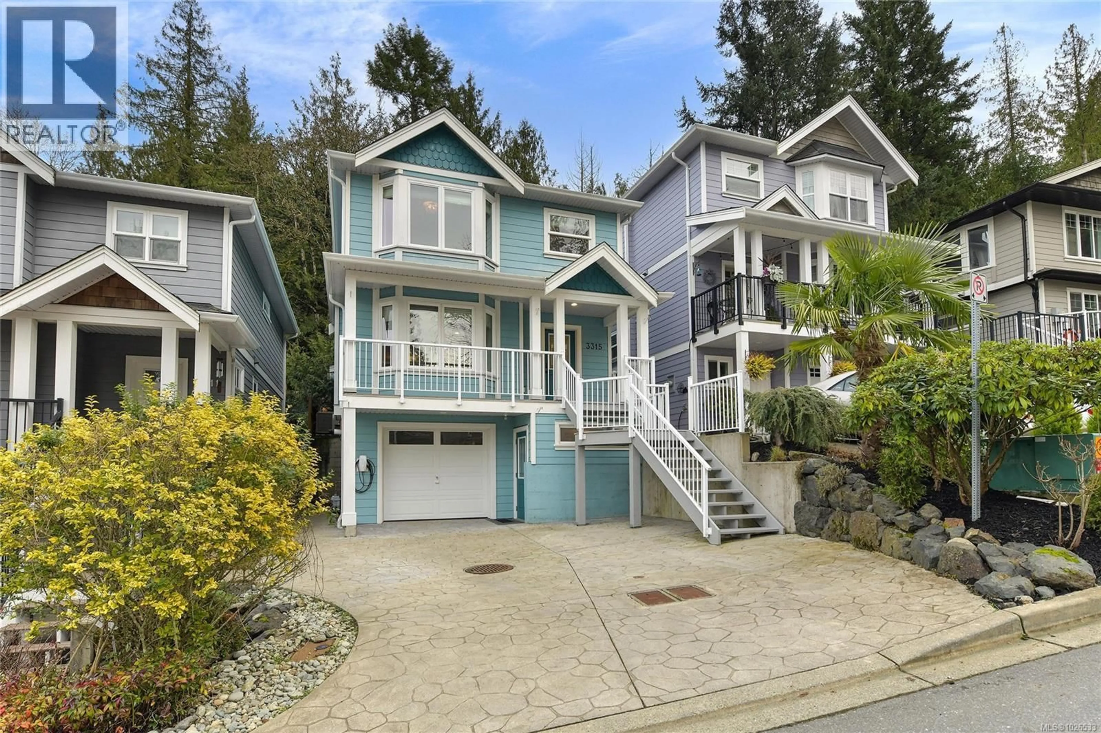 Home with vinyl exterior material, street for 3315 MYLES MANSELL ROAD, Langford British Columbia V9C0G3