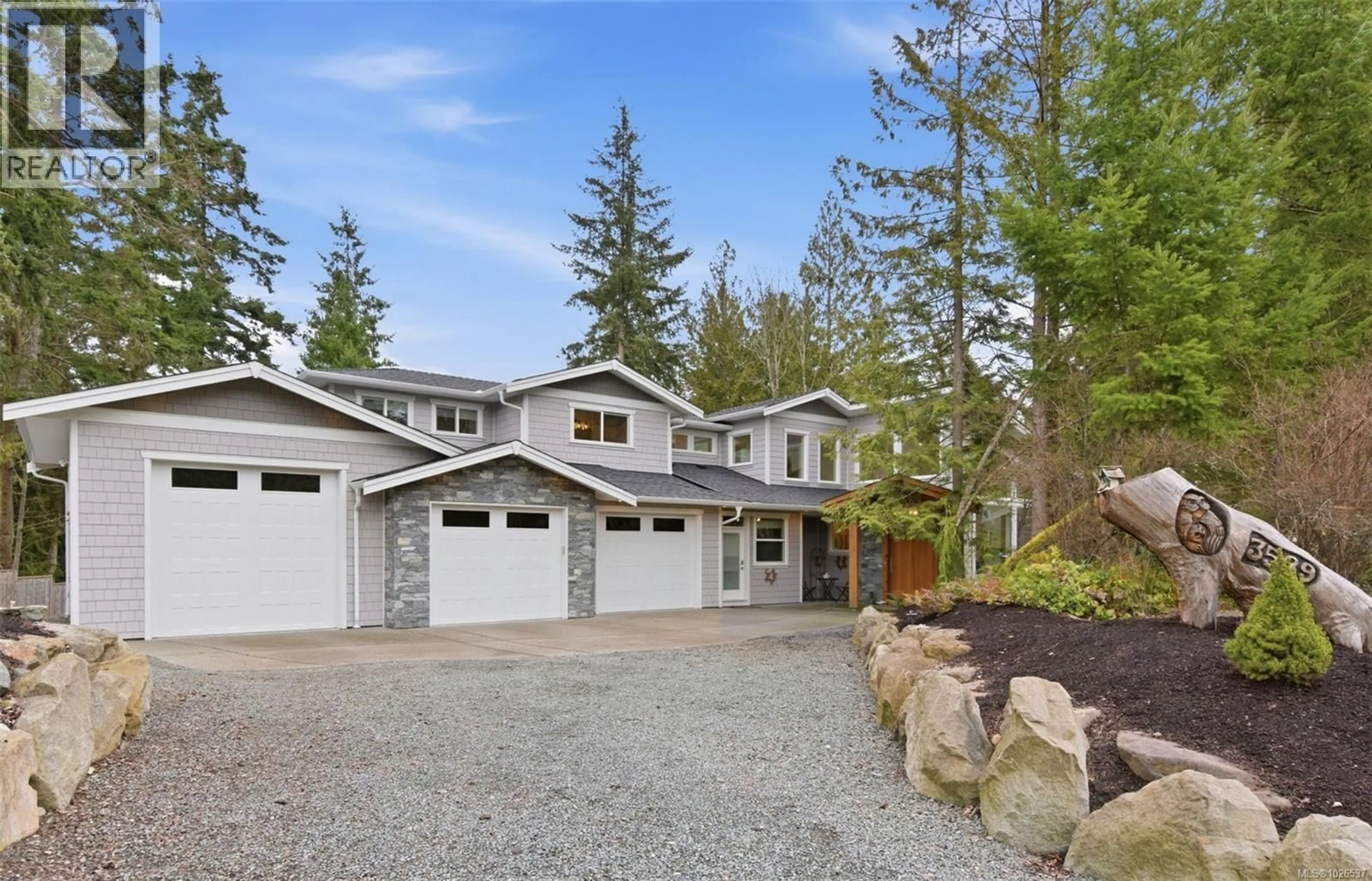 Home with vinyl exterior material, street for 3589 CLIFCOE ROAD, Ladysmith British Columbia V9G2B4