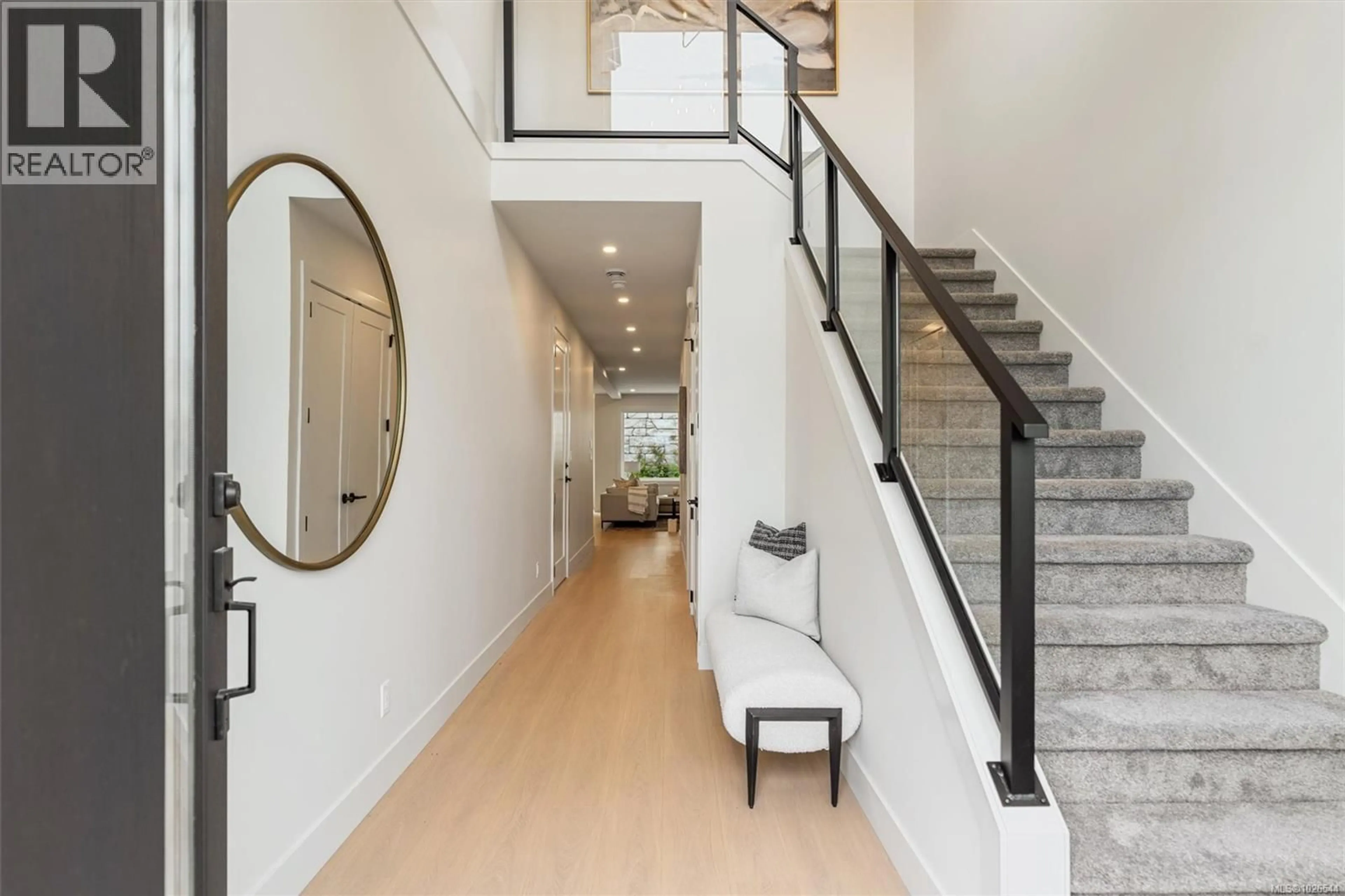 Indoor entryway for 1565 MARBLE PLACE, Langford British Columbia V9B7A2