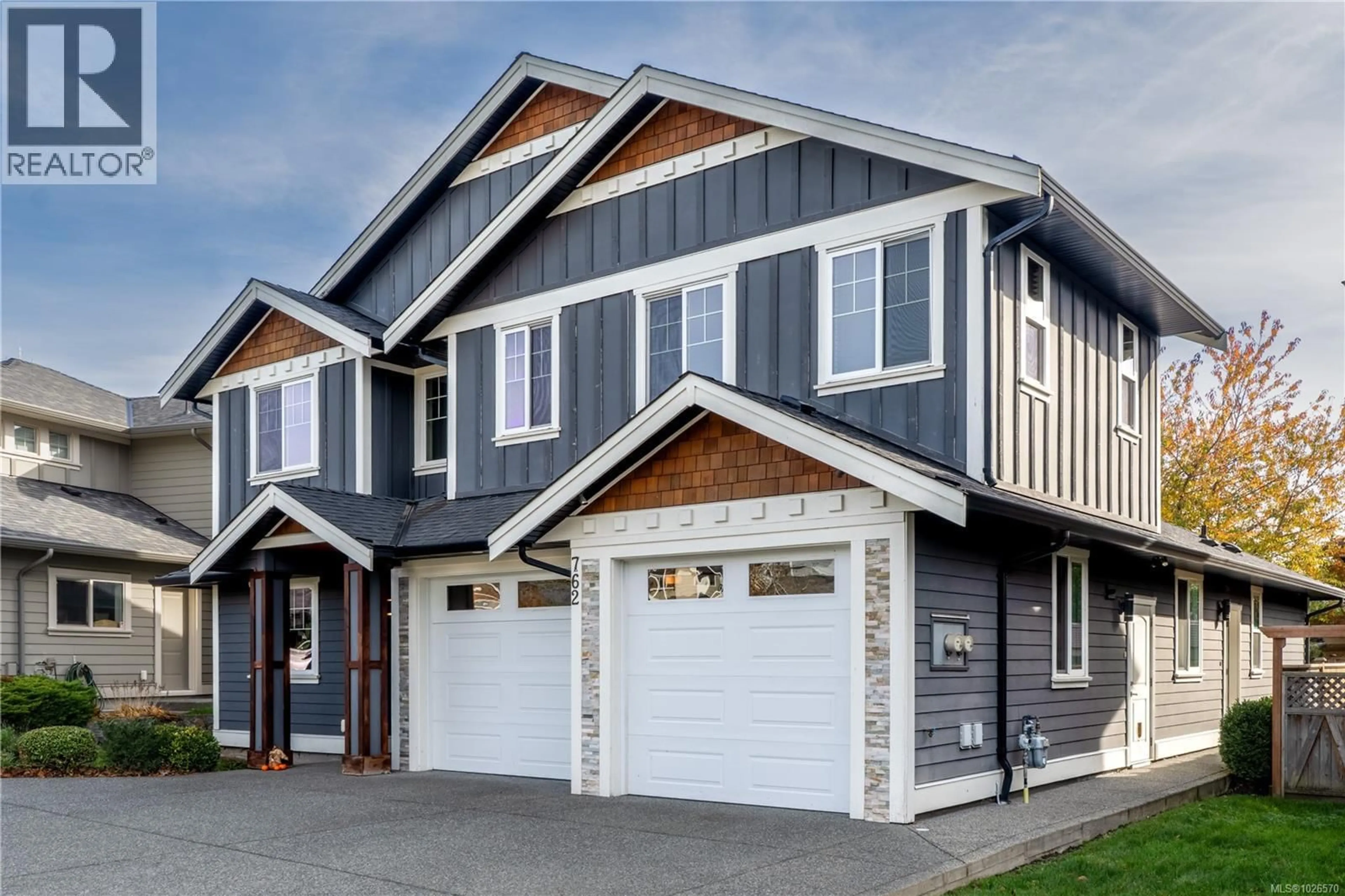 Home with vinyl exterior material, street for 762 EGRET CLOSE, Langford British Columbia V9B0R1