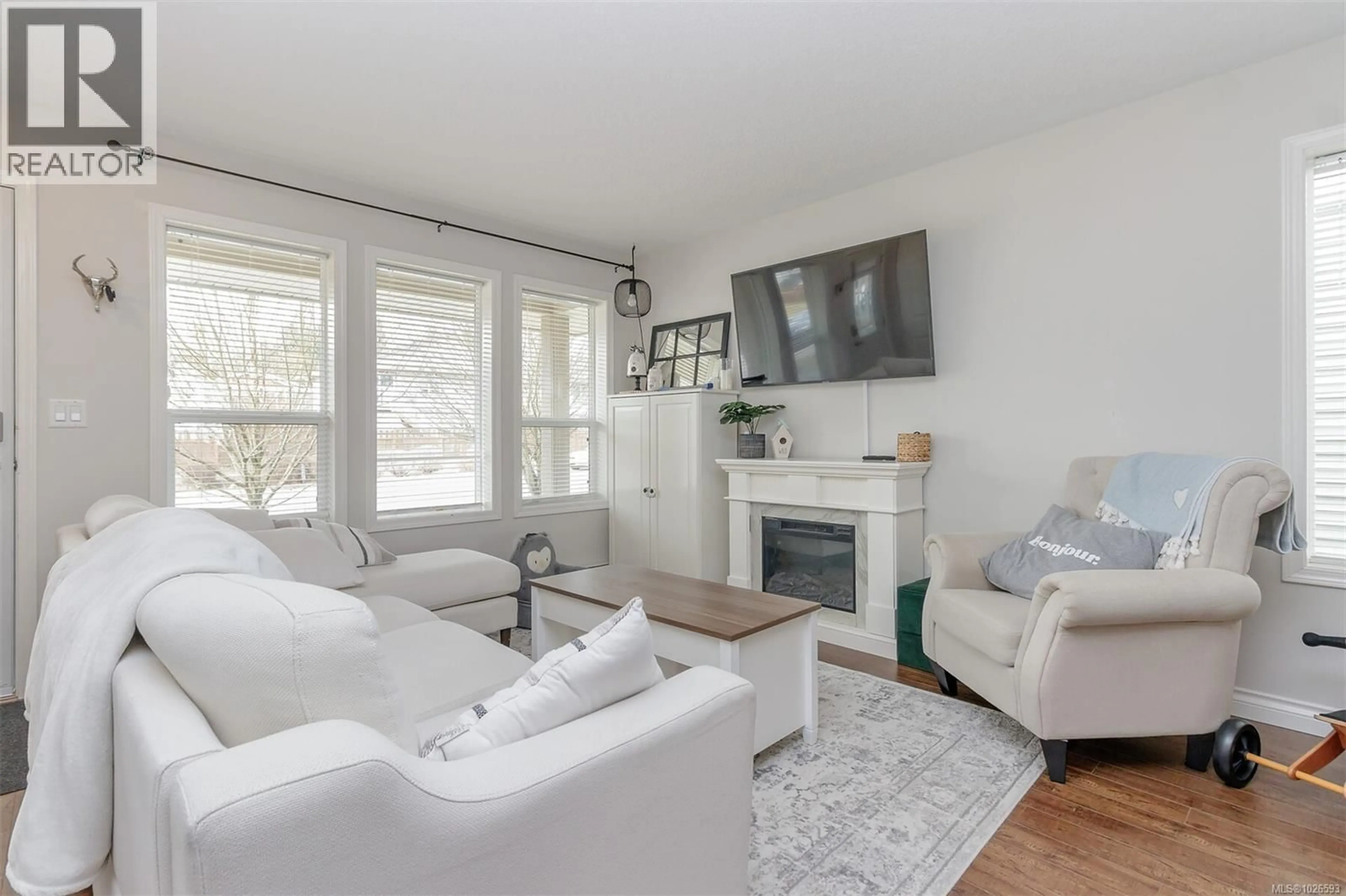 Living room with furniture, unknown for 9629 ASKEW CREEK DRIVE, Chemainus British Columbia V0R1K3