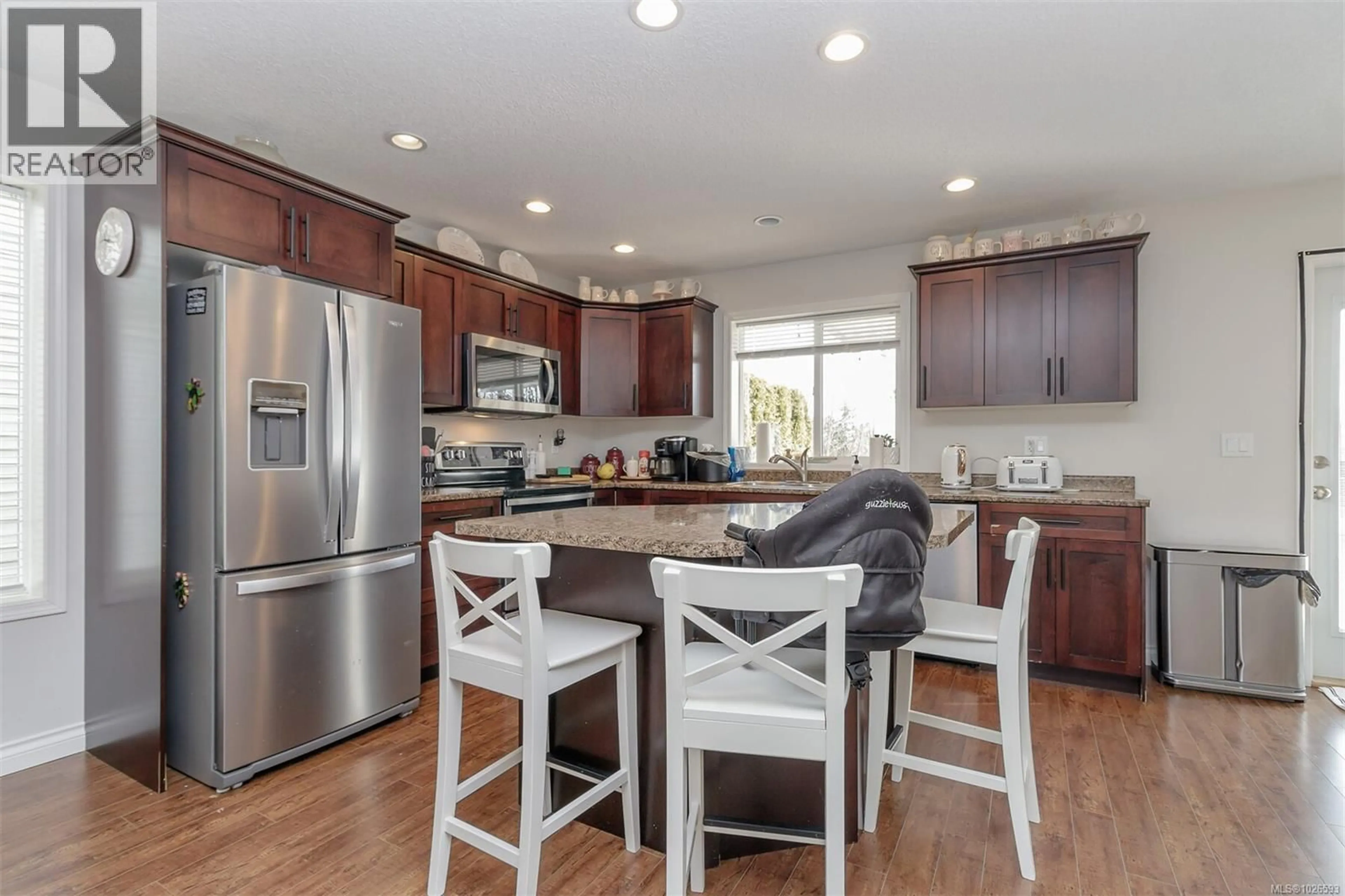 Open concept kitchen, unknown for 9629 ASKEW CREEK DRIVE, Chemainus British Columbia V0R1K3