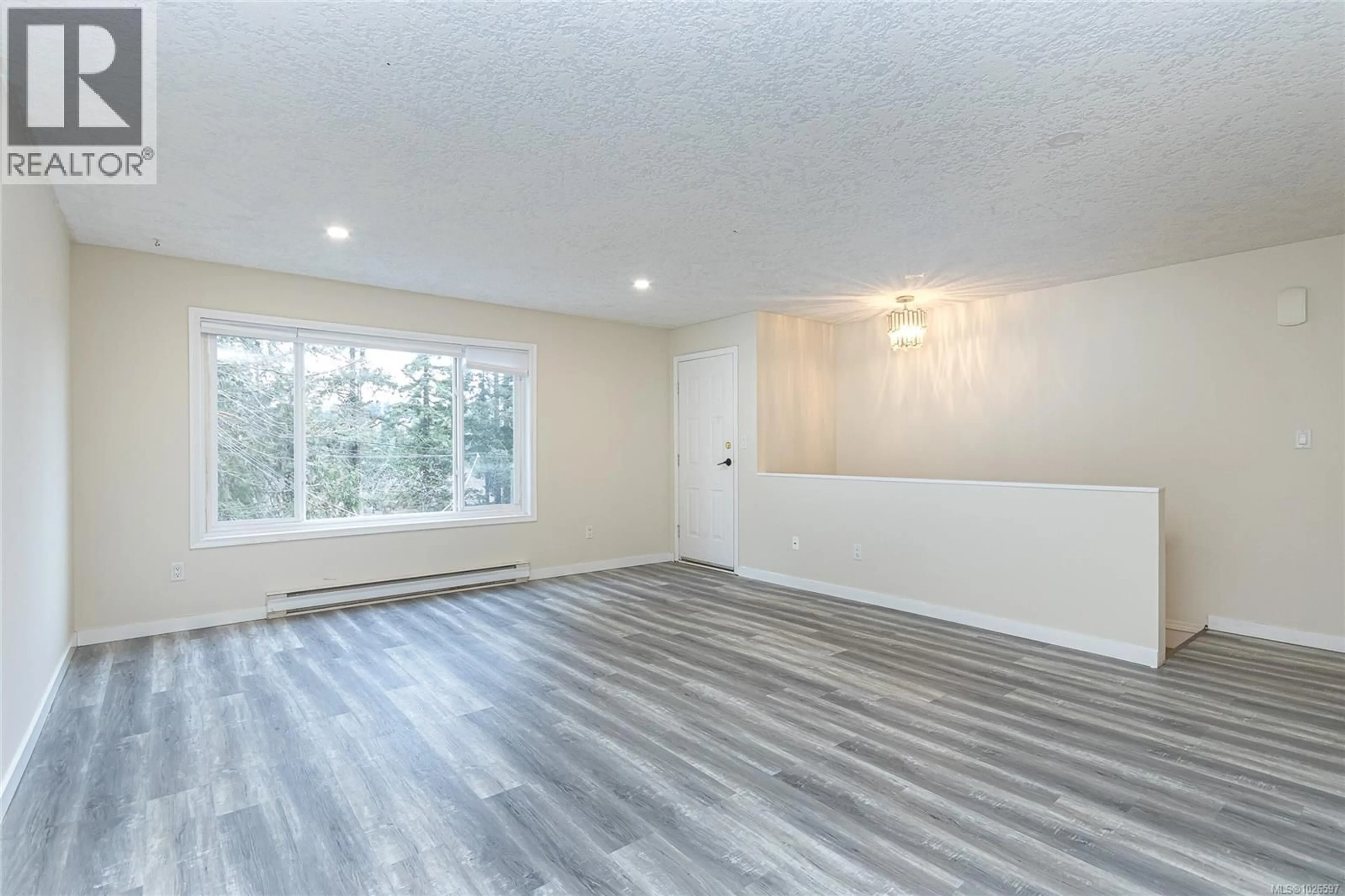 A pic of a room for 375 KISLINGBURY LANE, View Royal British Columbia V8X2L5