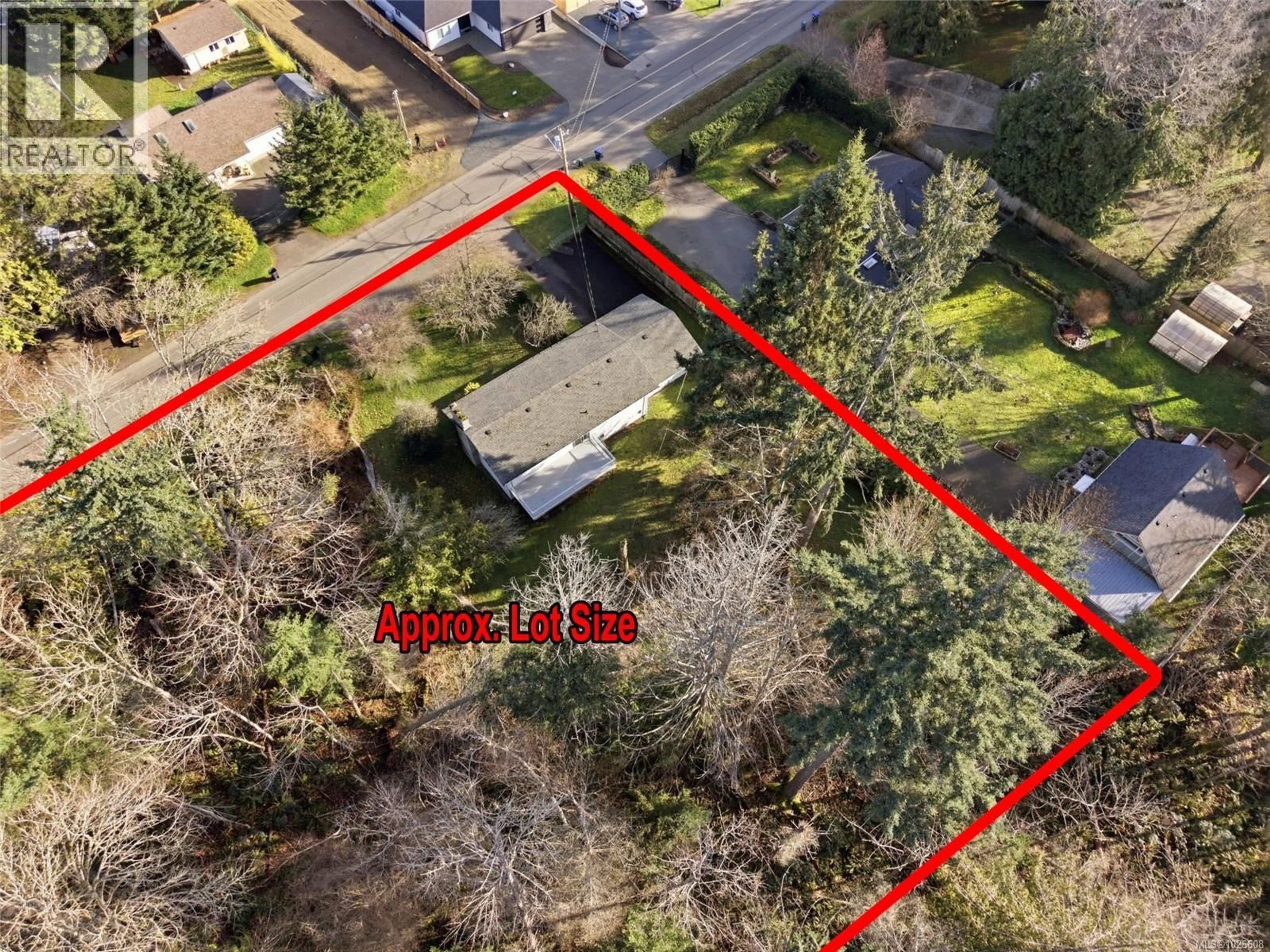 A pic from outside/outdoor area/front of a property/back of a property/a pic from drone, street for 439 CRAIG STREET, Parksville British Columbia V9P1L2