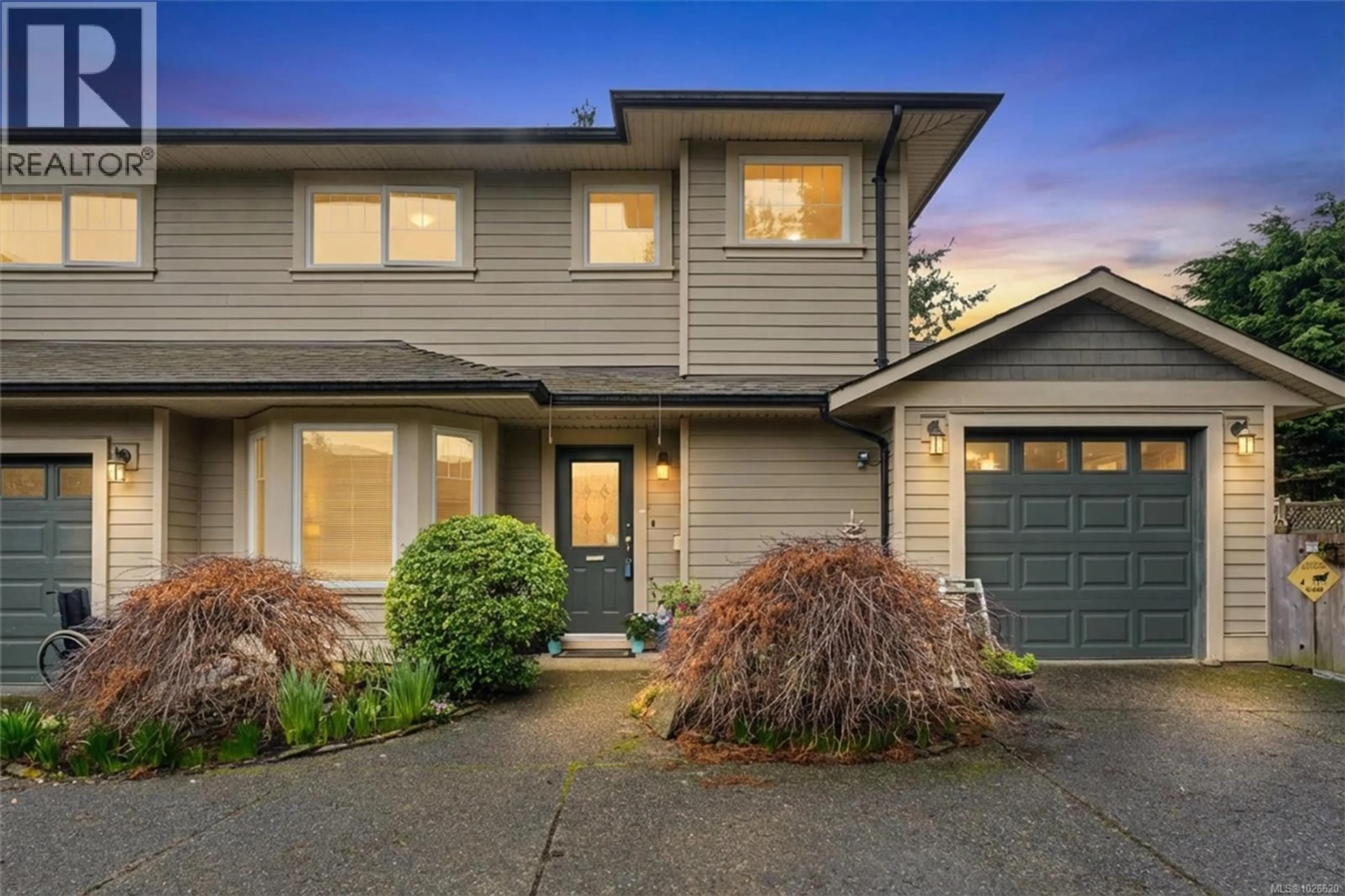 Home with vinyl exterior material, street for 10372 BOWERBANK ROAD, Sidney British Columbia V8L3L7