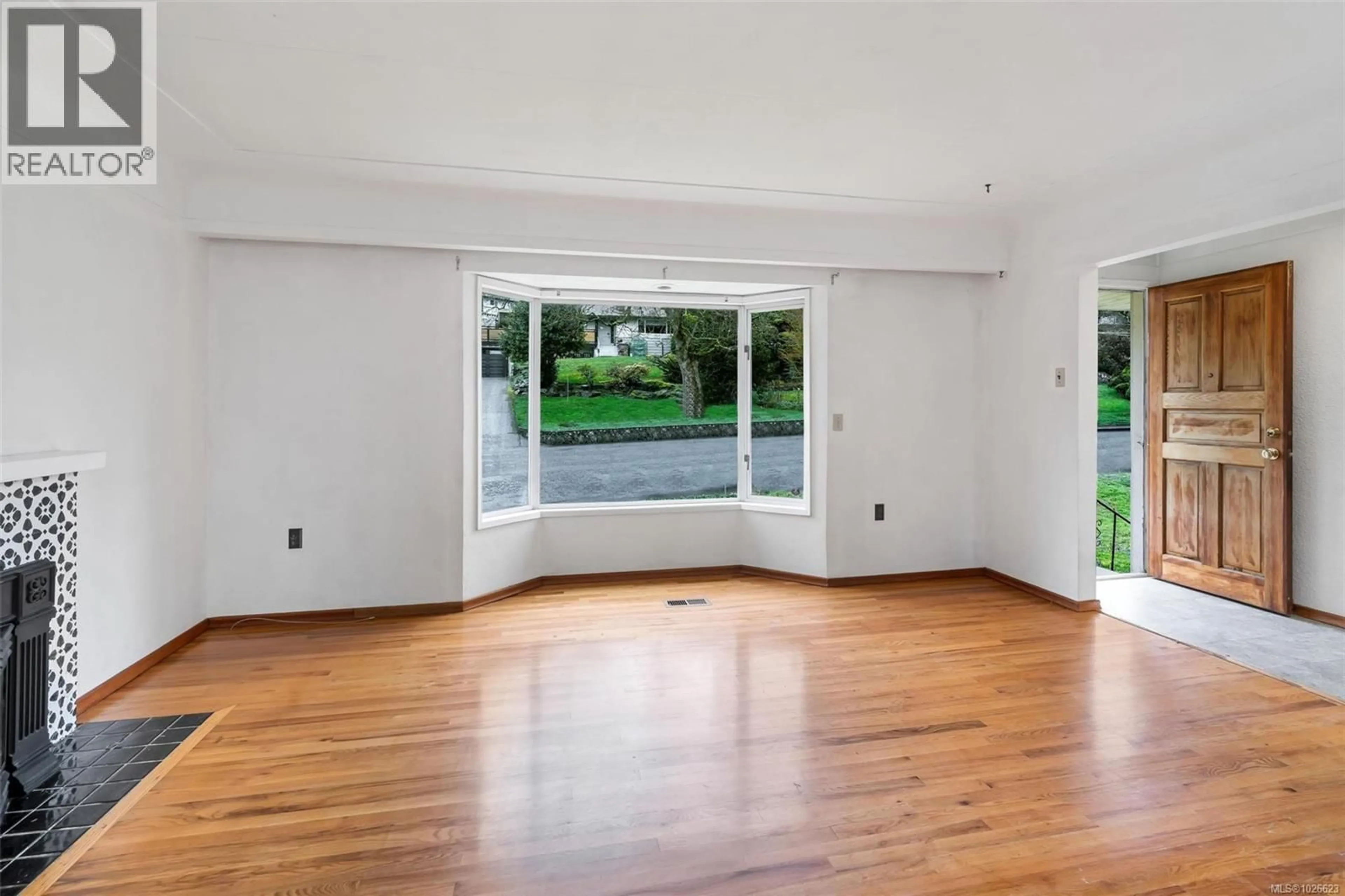 Unknown for 3160 STEVENSON PLACE, Victoria British Columbia V8X1C5