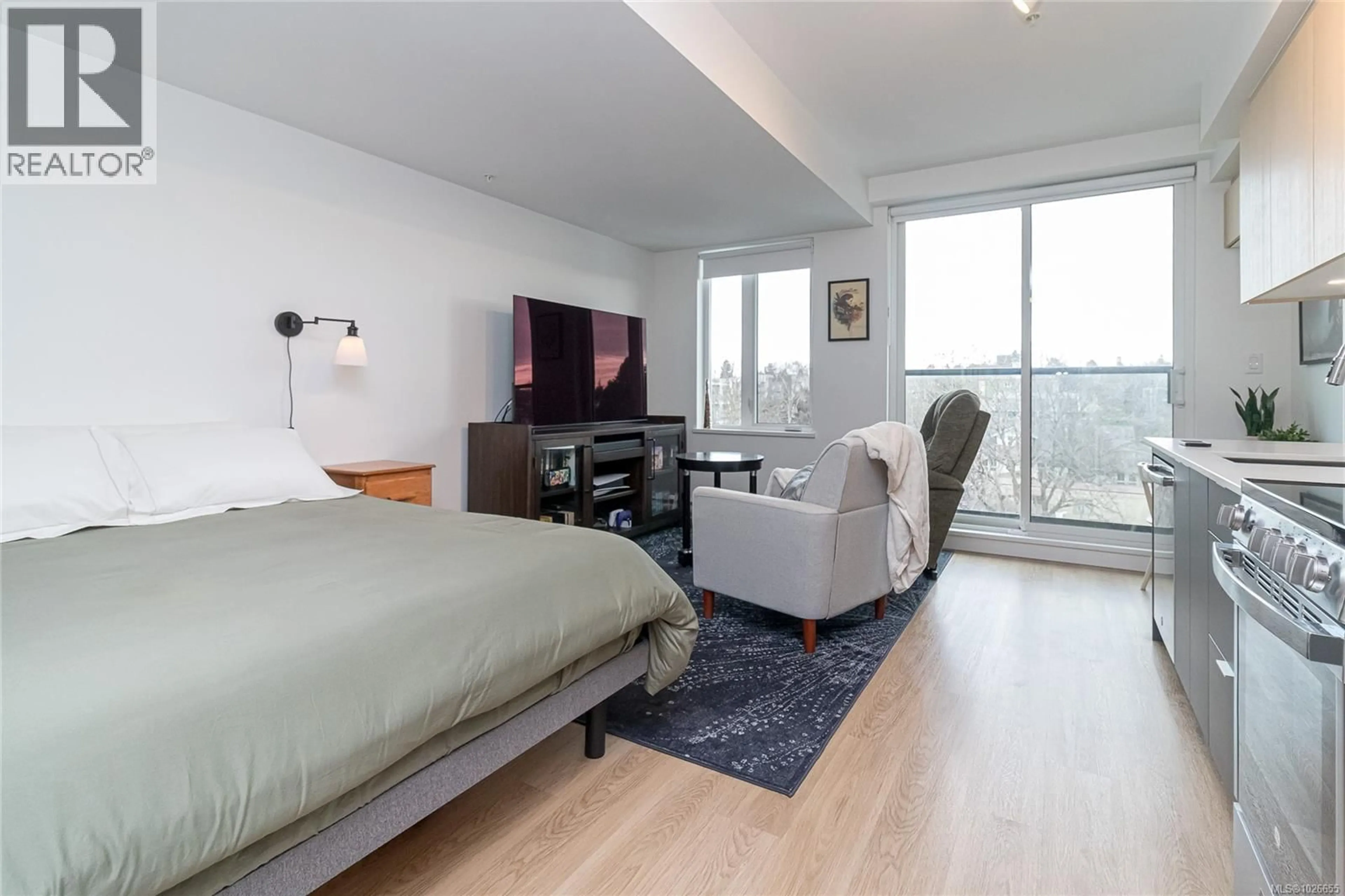 A pic of a room for 616 - 1115 JOHNSON STREET, Victoria British Columbia V8V0H2