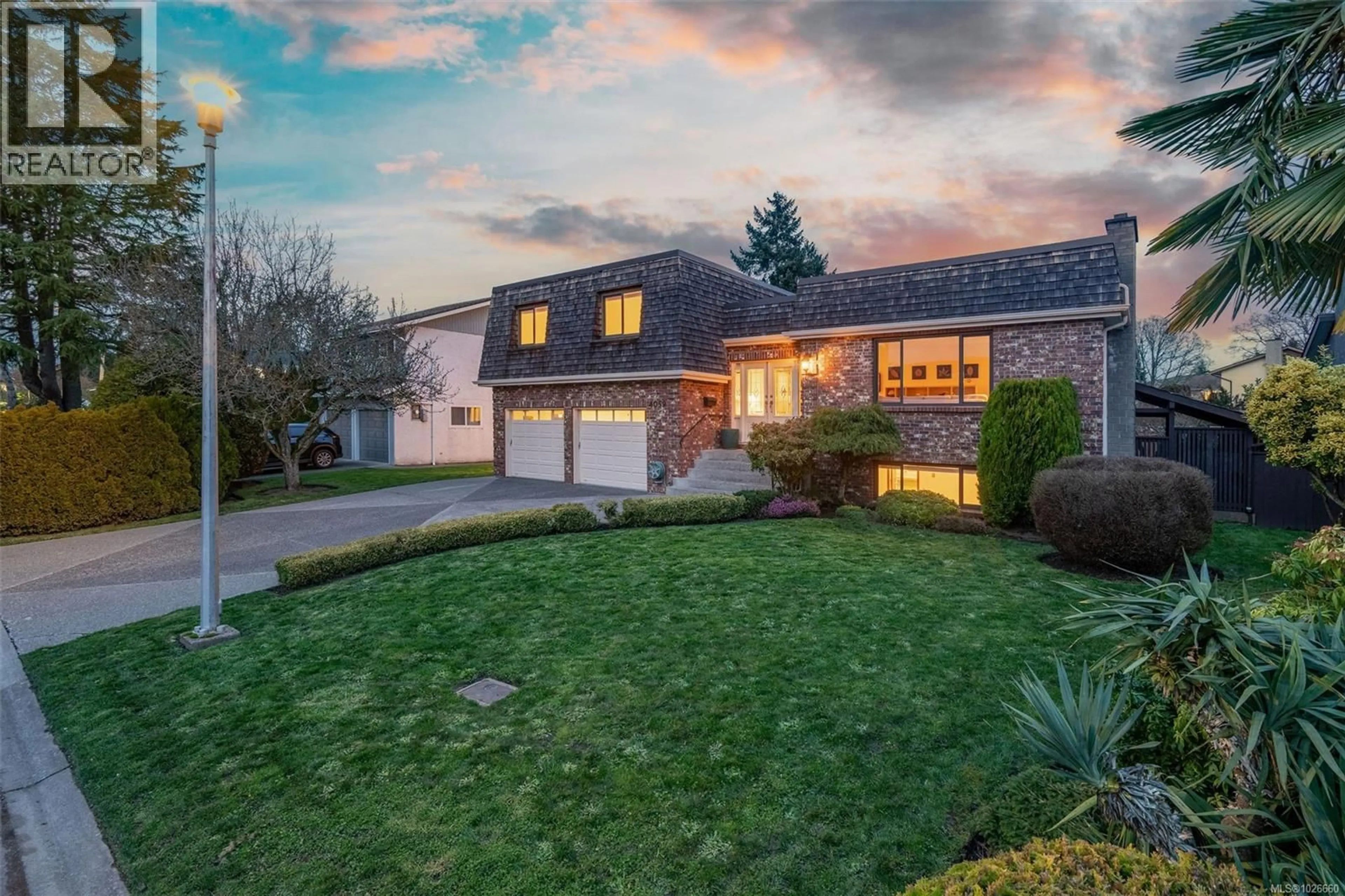 Unknown for 4059 CAVALLIN COURT, Saanich British Columbia V8N5P9