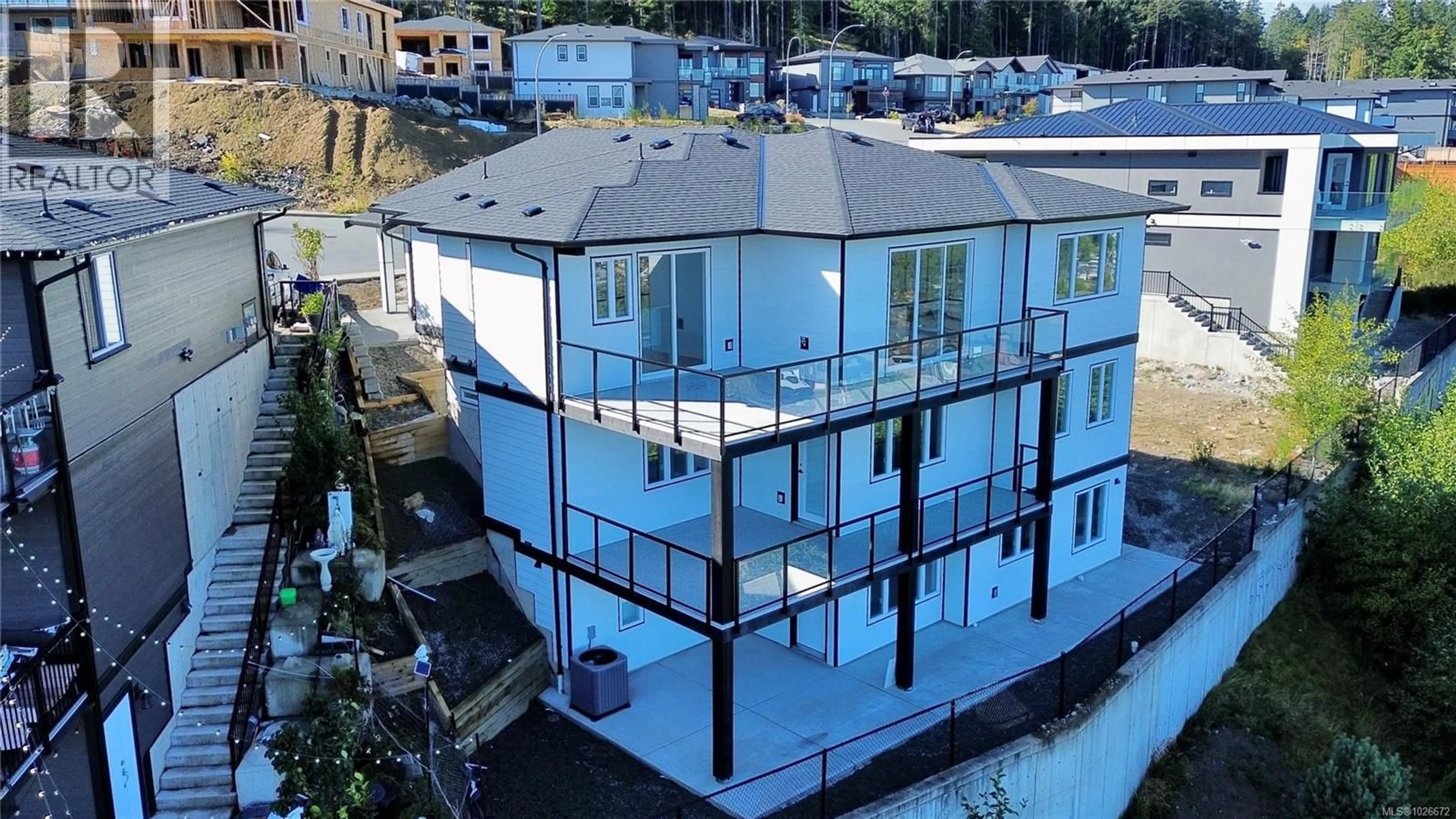 A pic from outside/outdoor area/front of a property/back of a property/a pic from drone, city buildings view from balcony for 114 ABALONE PLACE SOUTH, Nanaimo British Columbia V9T0L3
