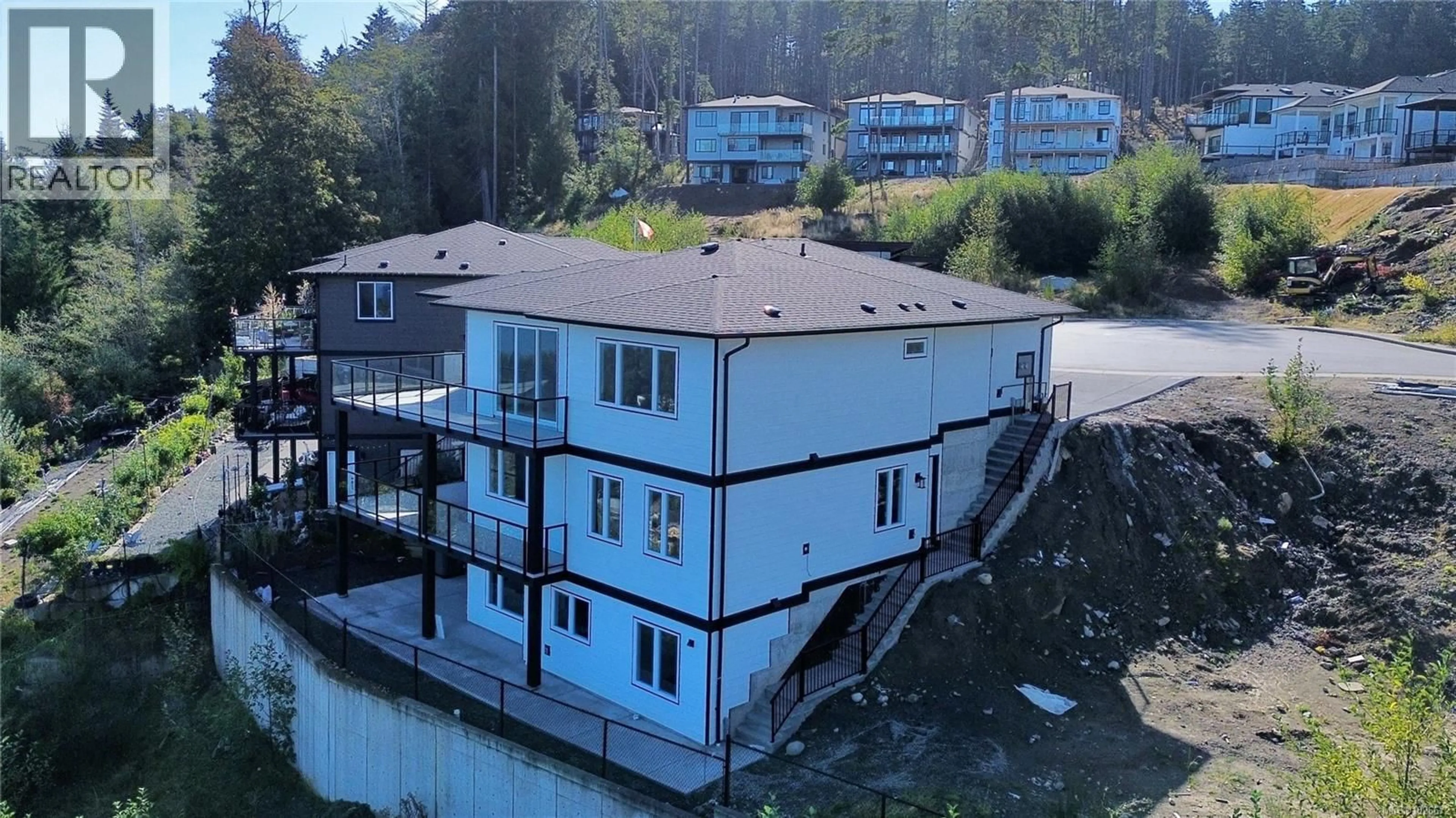 A pic from outside/outdoor area/front of a property/back of a property/a pic from drone, water/lake/river/ocean view for 114 ABALONE PLACE SOUTH, Nanaimo British Columbia V9T0L3