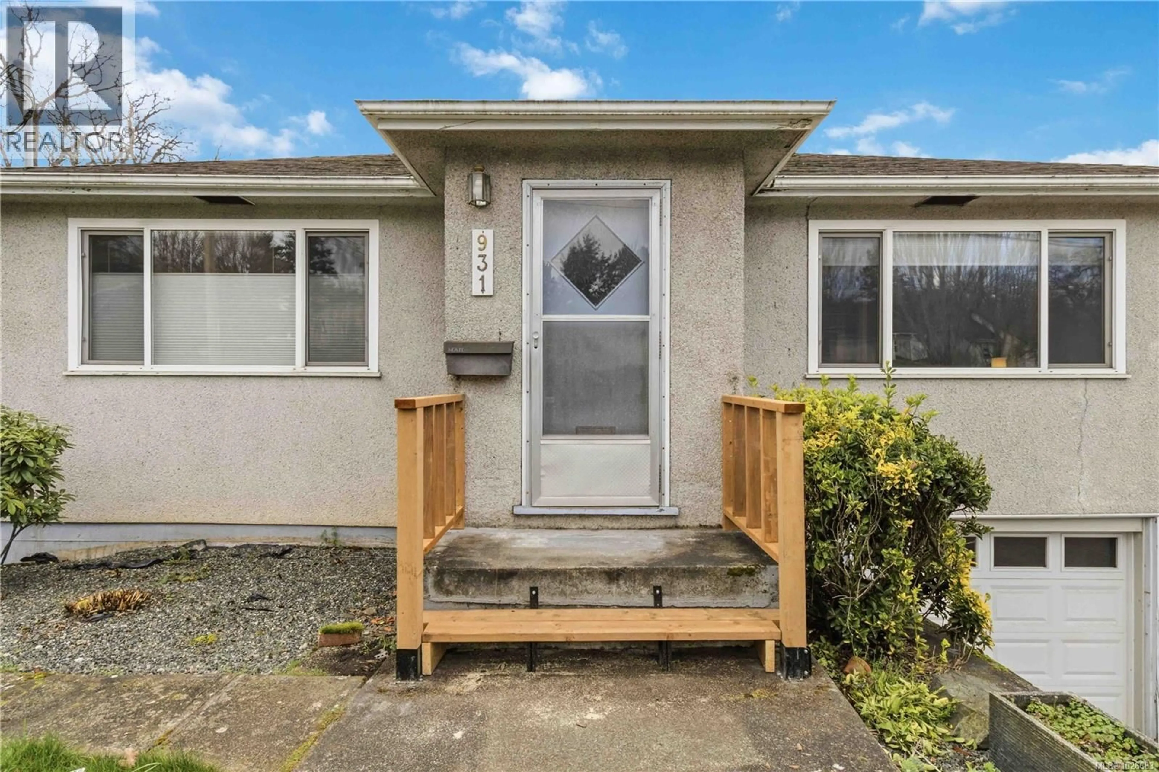 Unknown for 931 MCKENZIE AVENUE, Saanich British Columbia V8X3G6