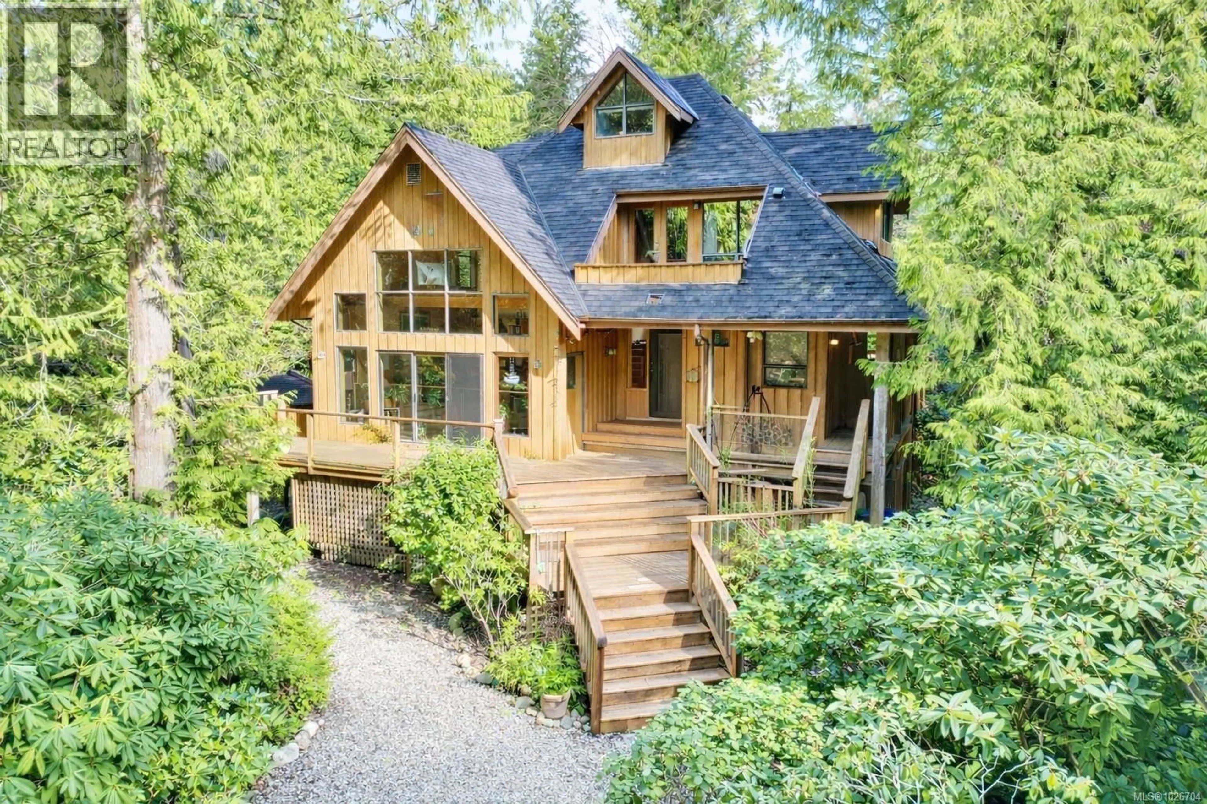 Home with brick exterior material, unknown for 1290 LYNN ROAD, Tofino British Columbia V0R2Z0