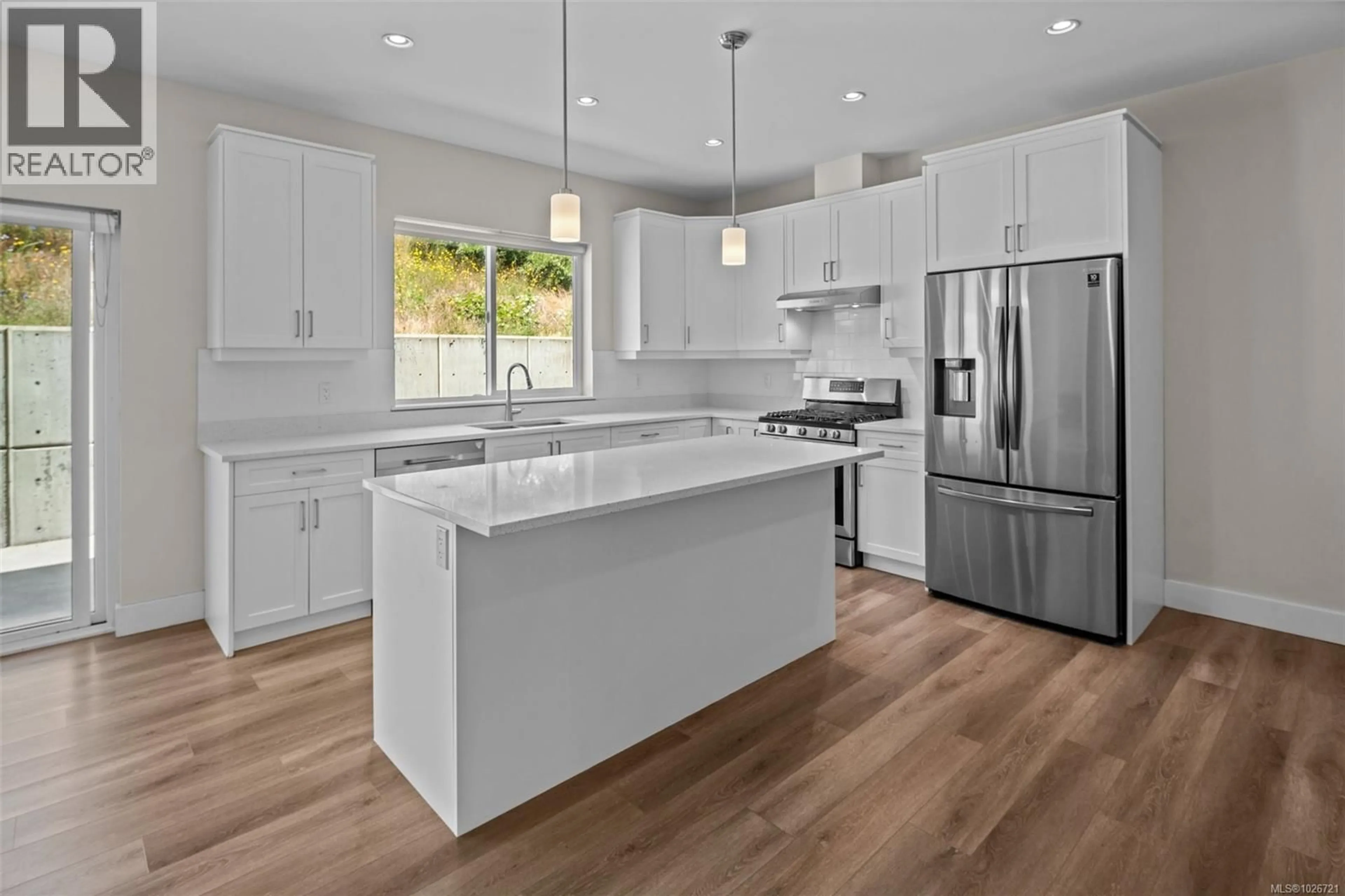 Open concept kitchen, unknown for 326 LONE OAK PLACE, Langford British Columbia V9B0X3