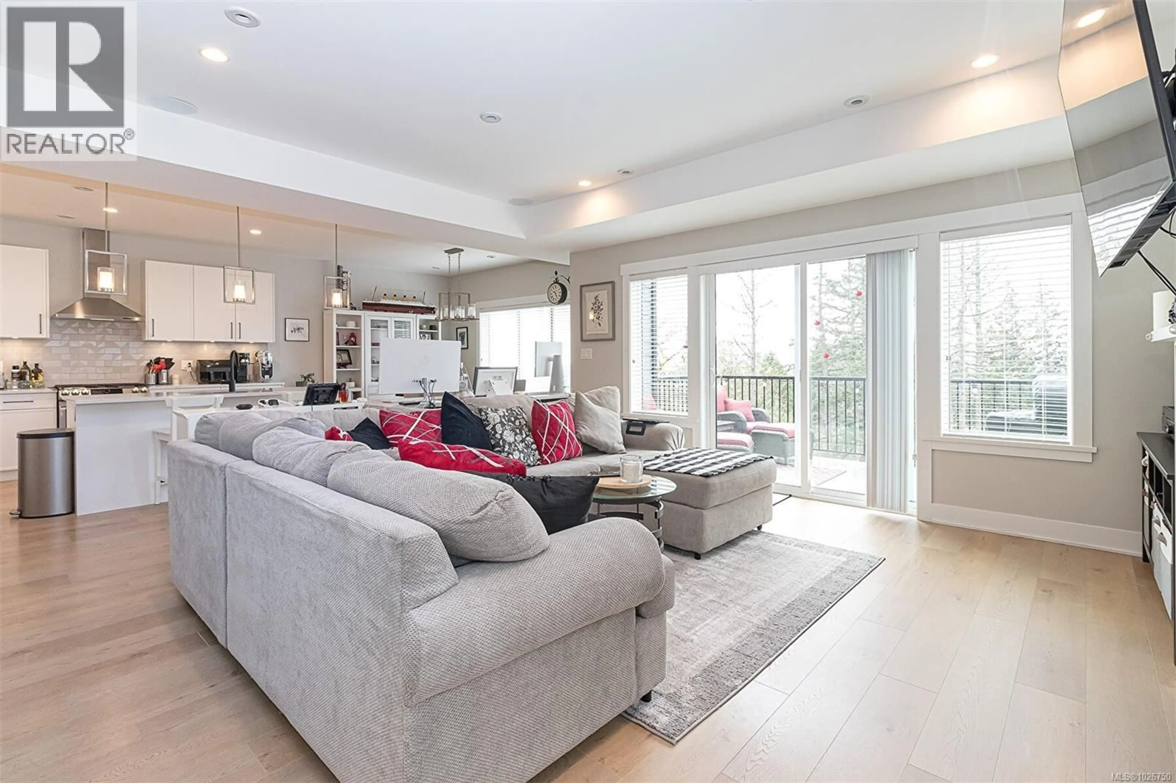 Living room with furniture, unknown for 1307 FLINT AVENUE, Langford British Columbia V9B0Z8