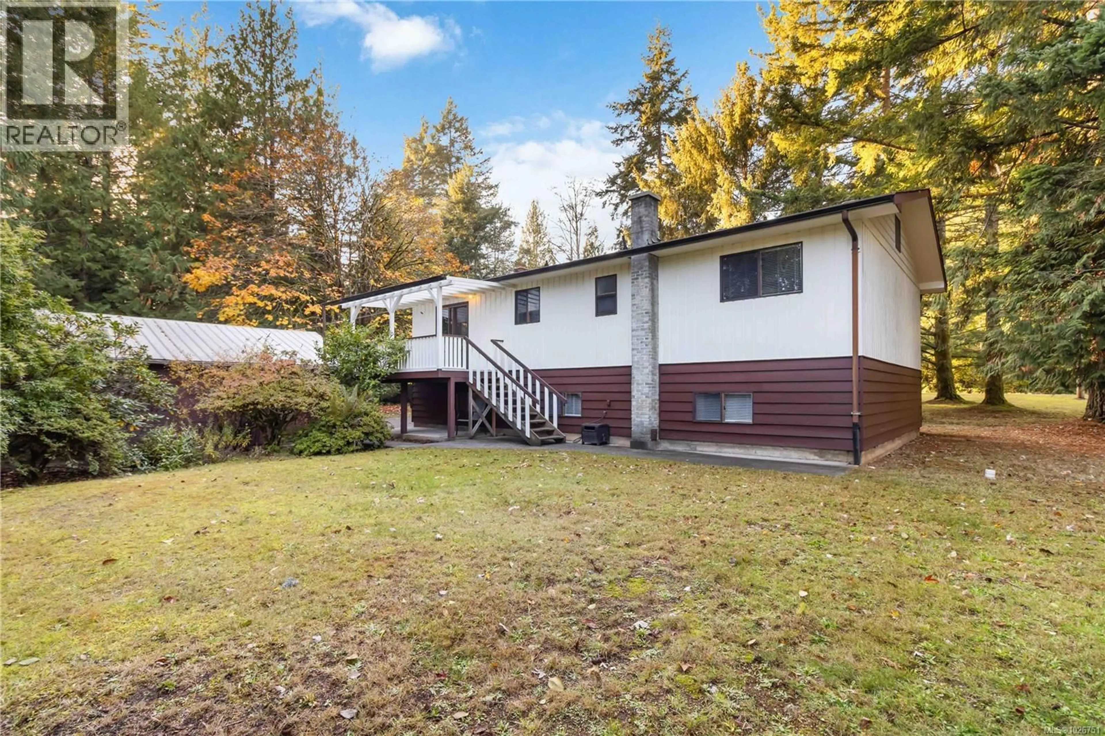 Home with vinyl exterior material, unknown for 3384 OTTER POINT ROAD, Sooke British Columbia V9Z0J9